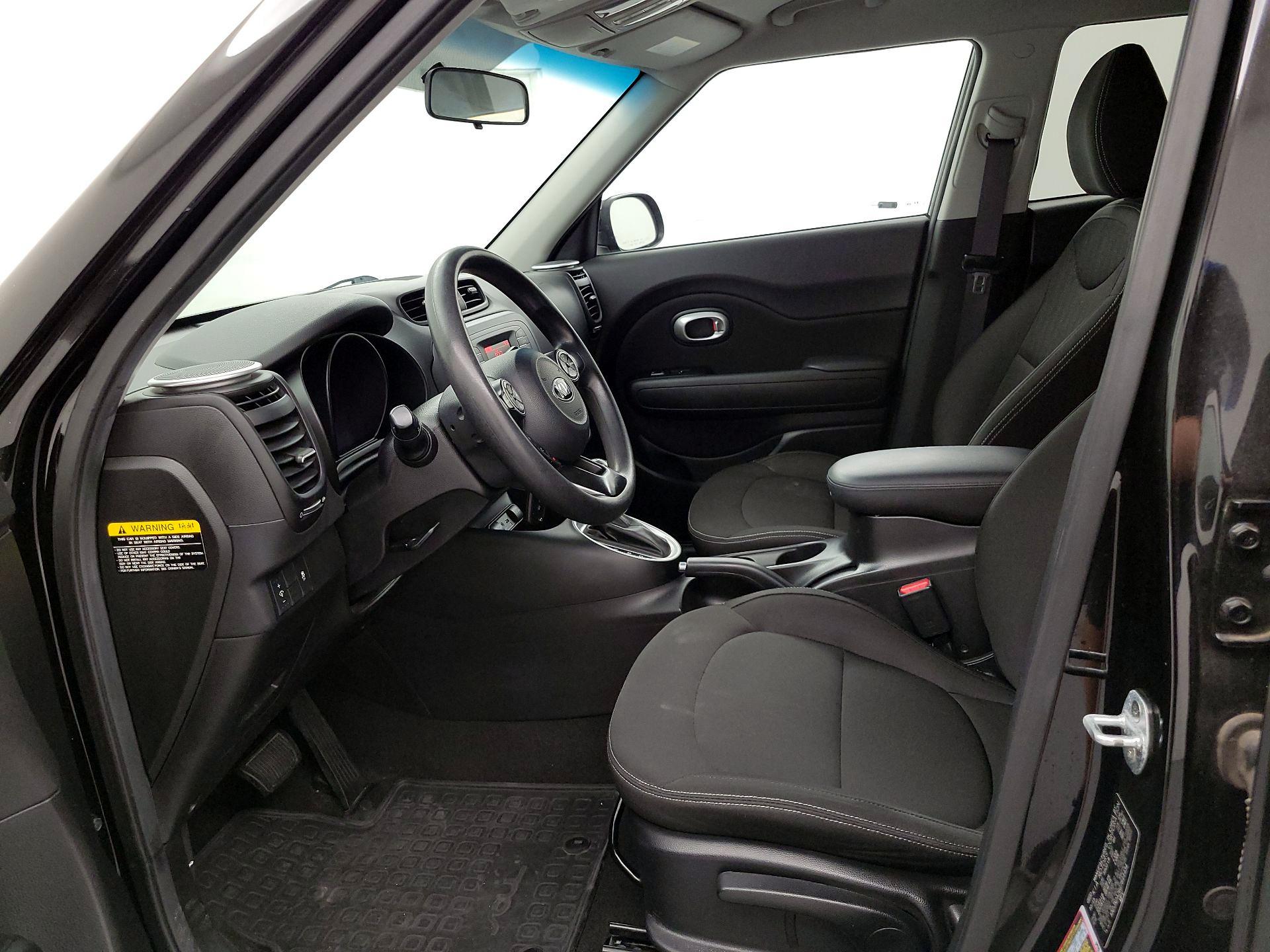 Thumbnail: 2016 Kia Soul - 11