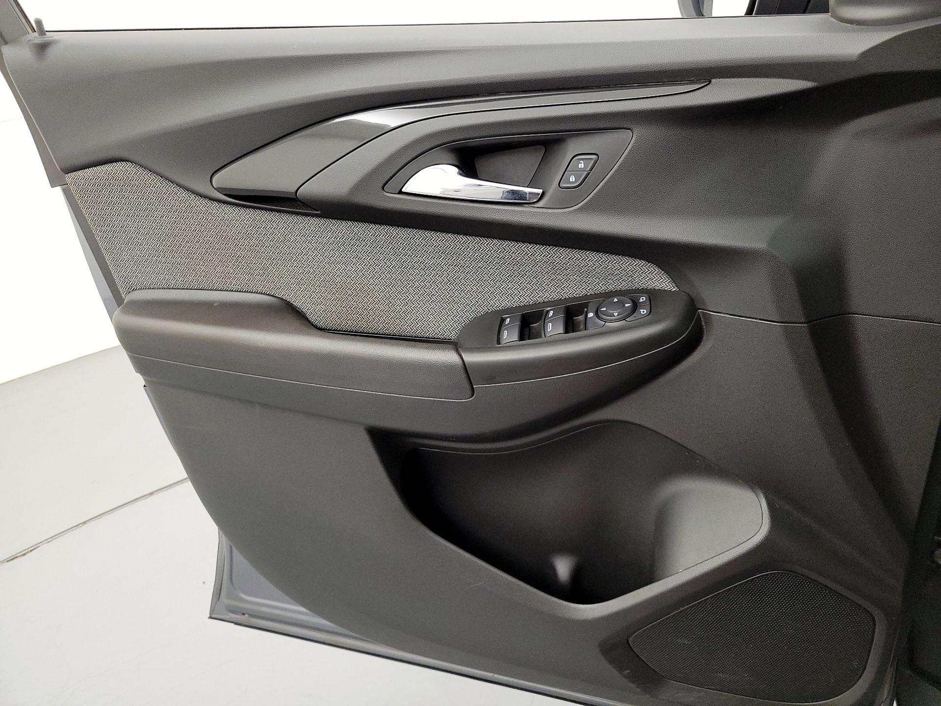 Thumbnail: 2021 Chevrolet TrailBlazer - 12