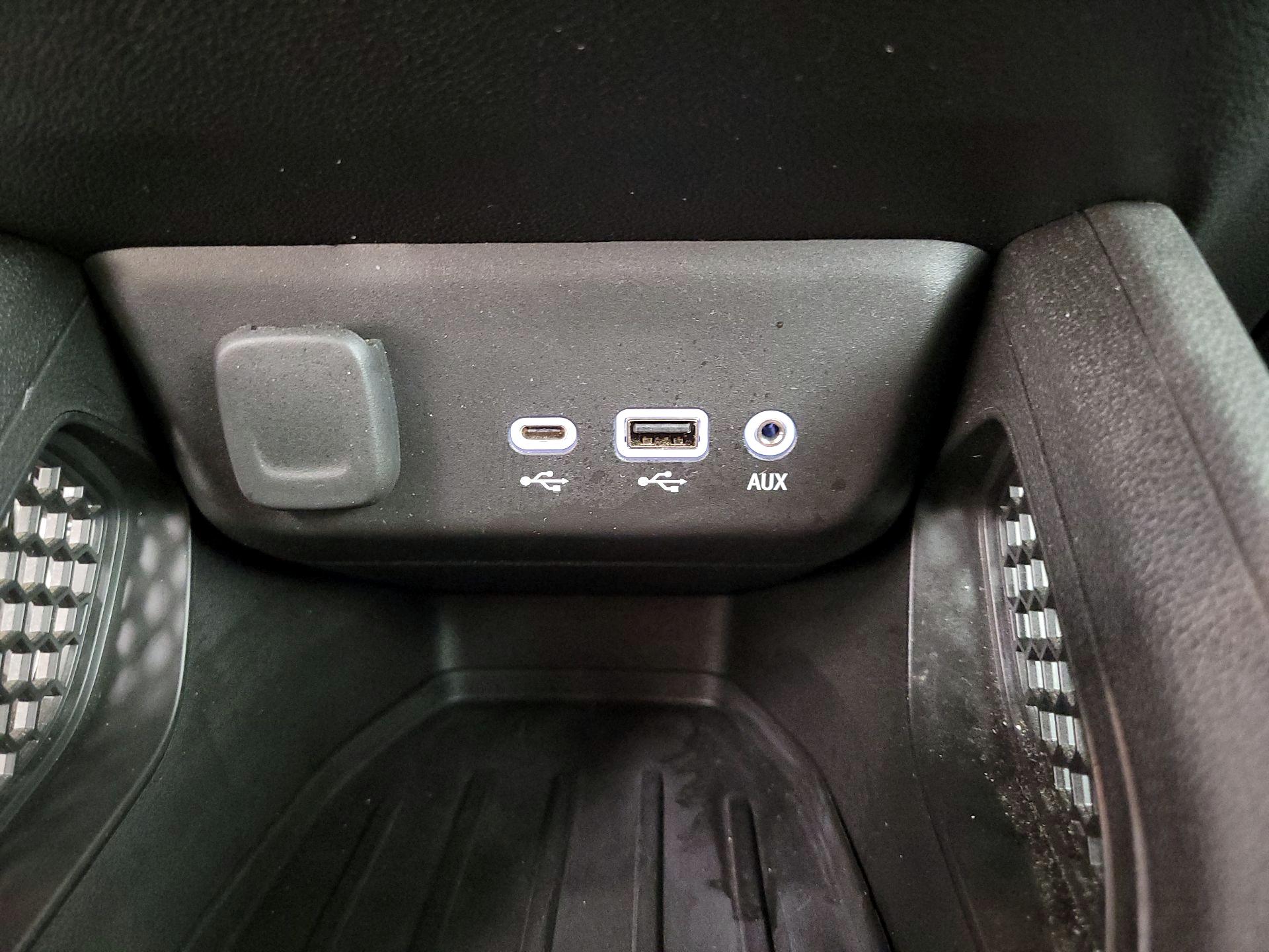 Thumbnail: 2021 Chevrolet TrailBlazer - 18