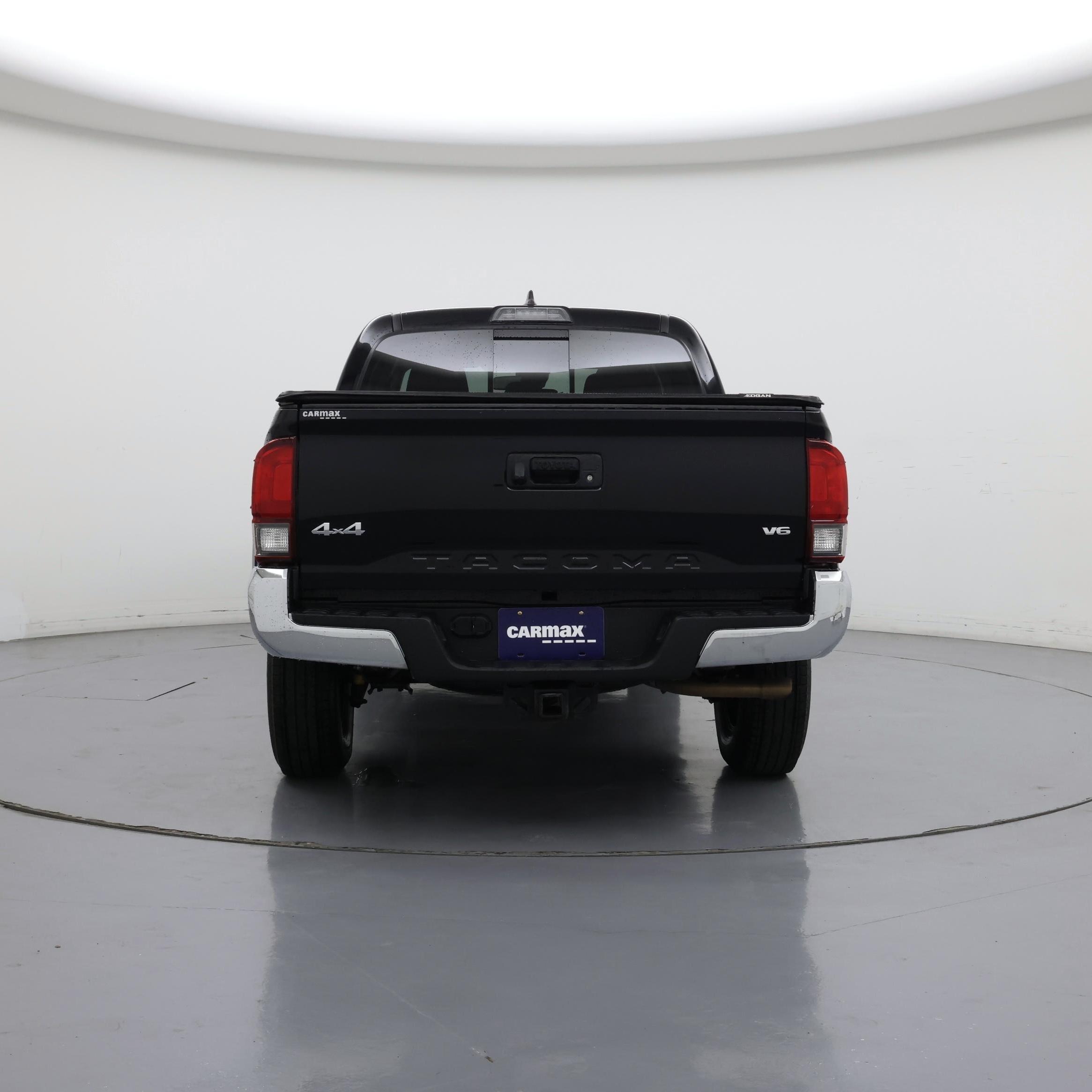 Thumbnail: 2019 Toyota Tacoma - 6