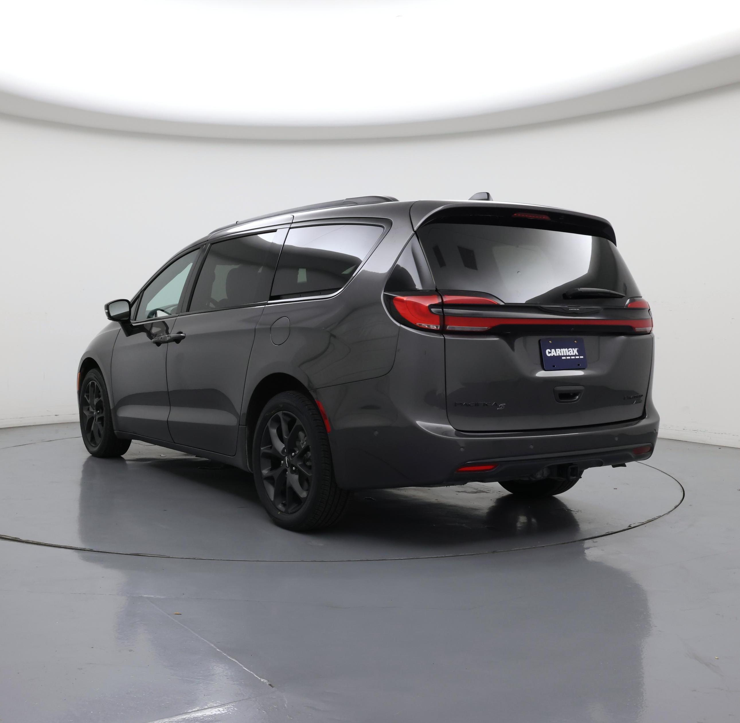 Thumbnail: 2023 Chrysler Pacifica - 2