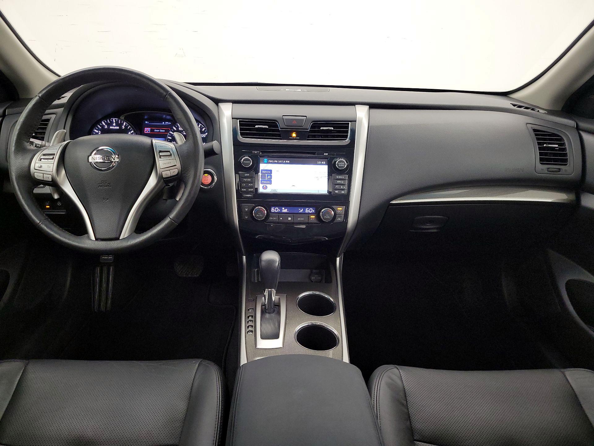 Thumbnail: 2015 Nissan Altima - 9