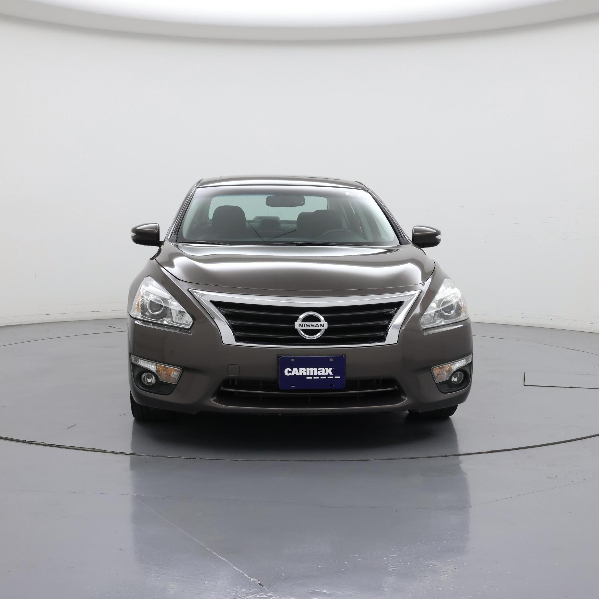 Thumbnail: 2015 Nissan Altima - 5