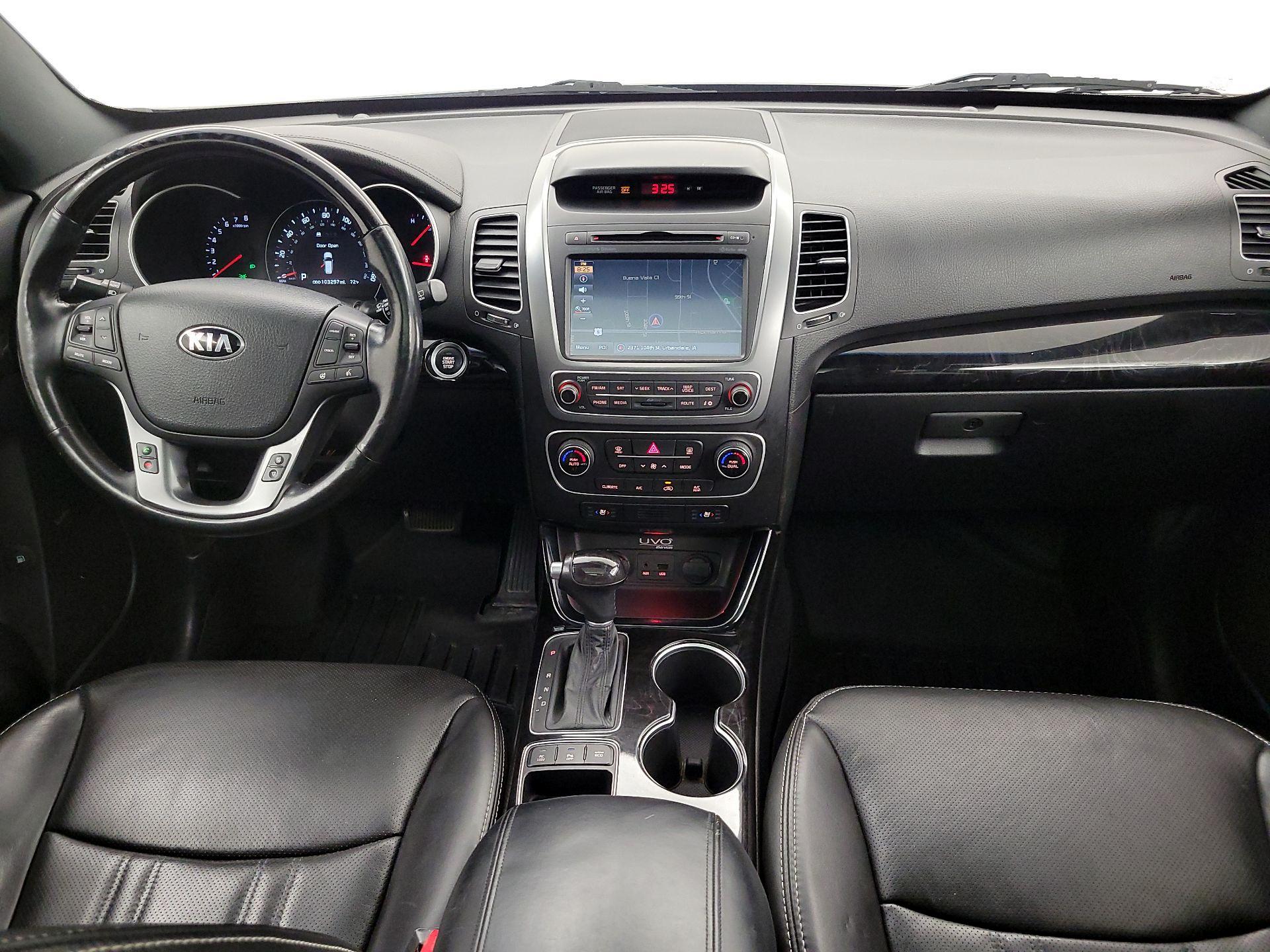 Thumbnail: 2014 Kia Sorento - 9