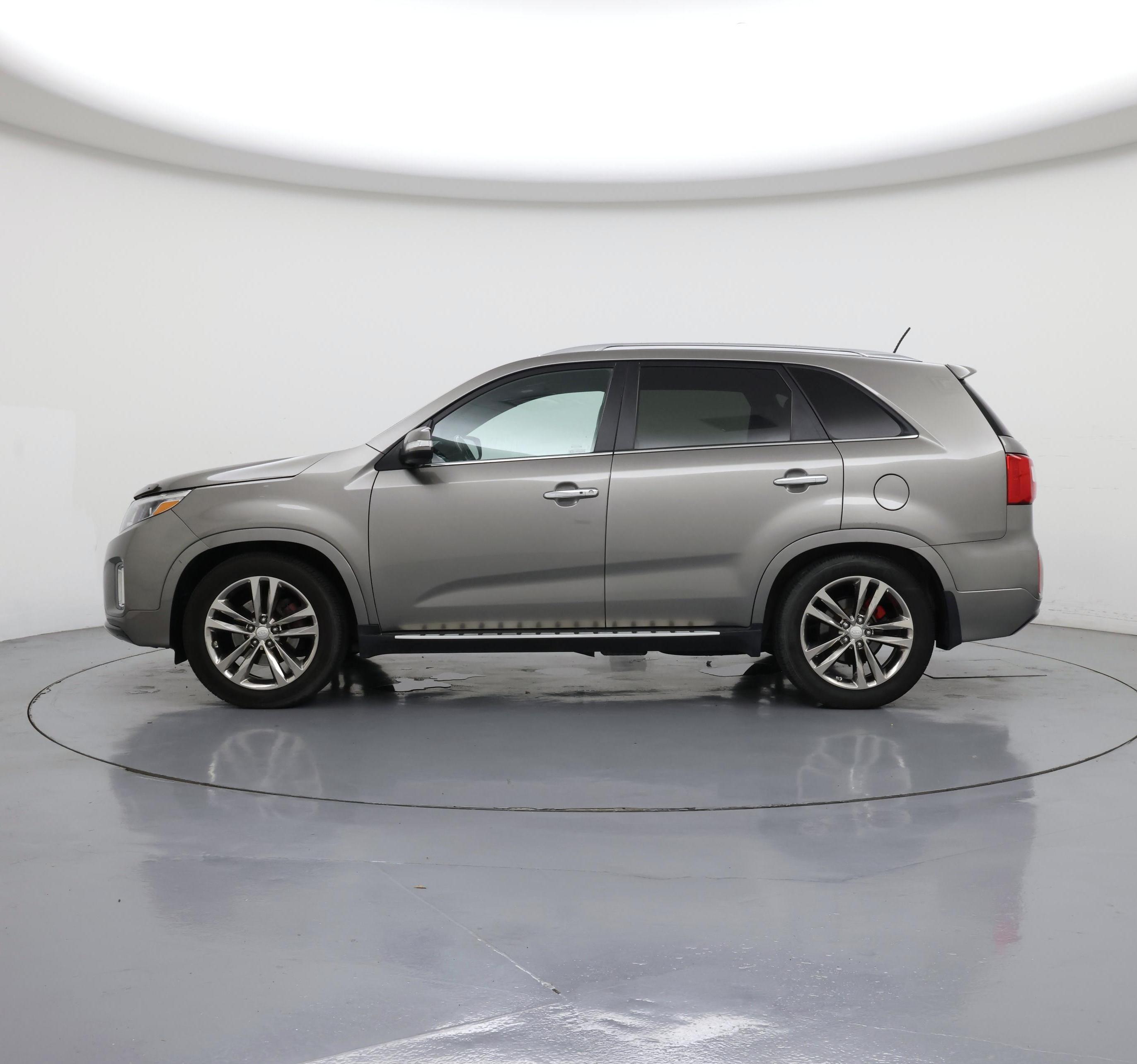 Thumbnail: 2014 Kia Sorento - 3