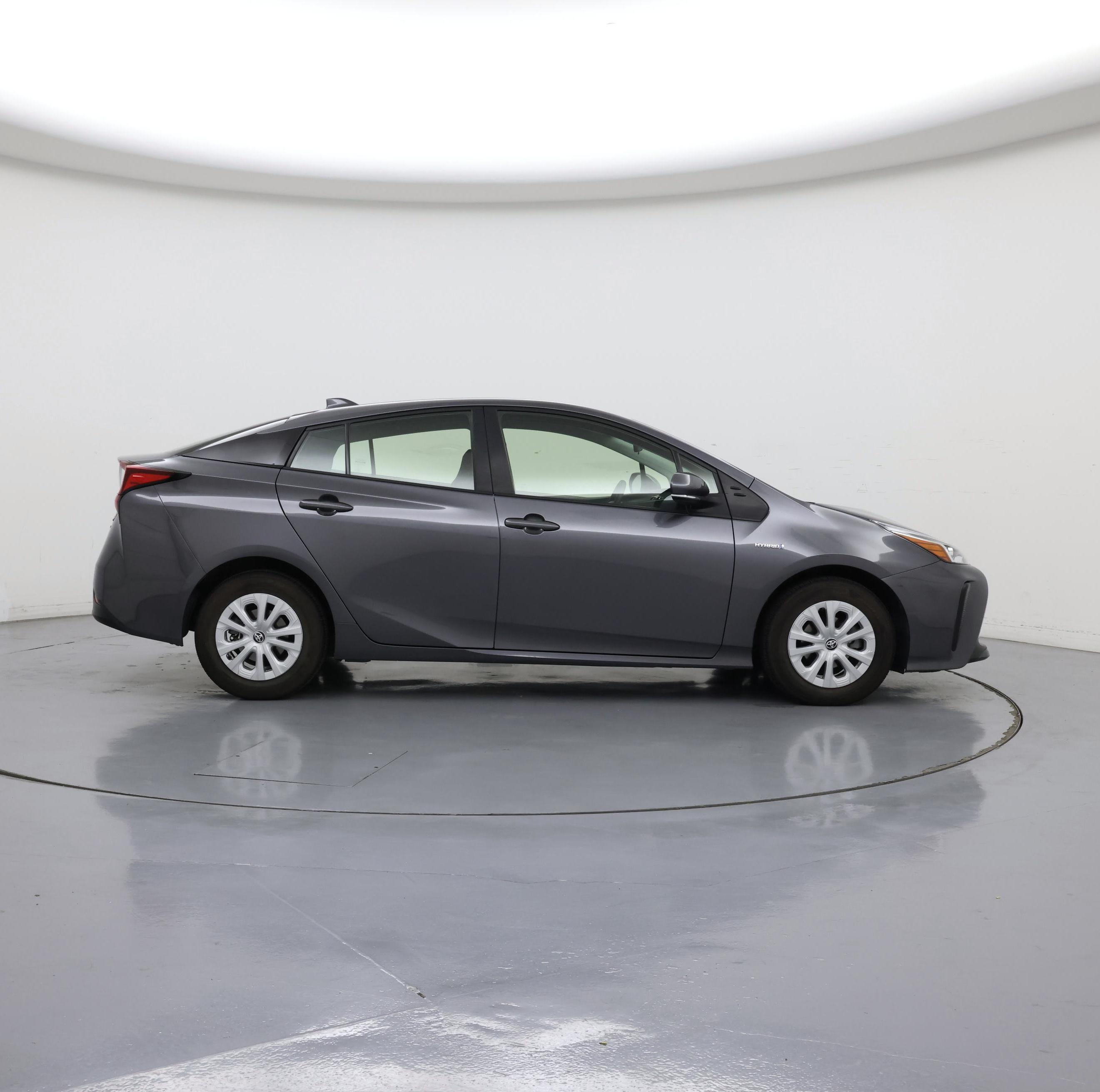 Thumbnail: 2022 Toyota Prius - 7