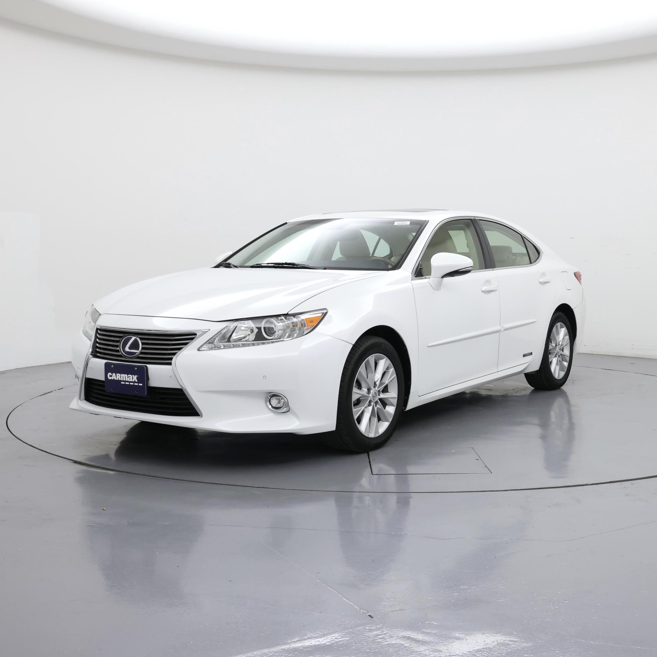 Thumbnail: 2015 Lexus ES - 4