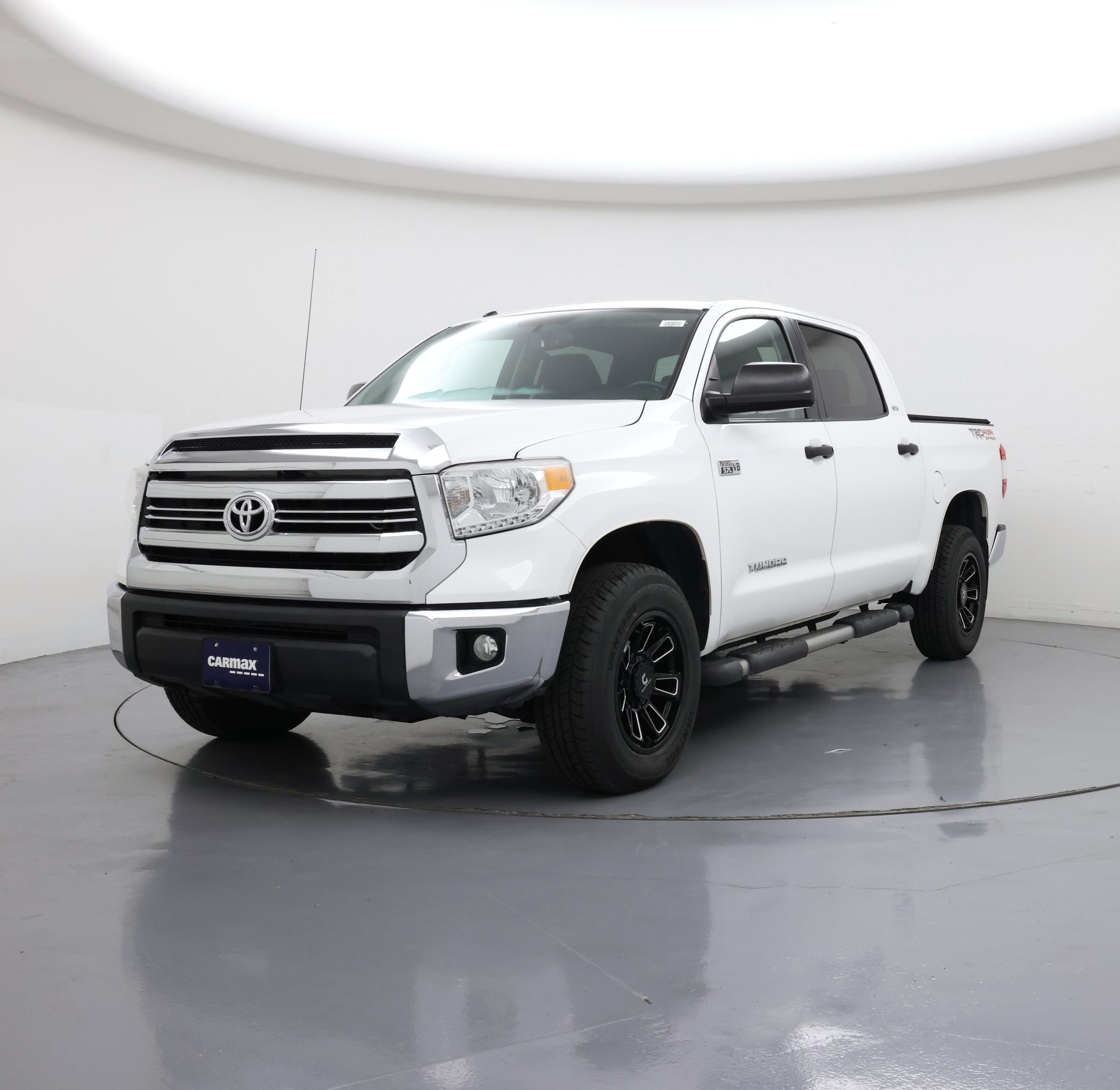 Thumbnail: 2015 Toyota Tundra - 4
