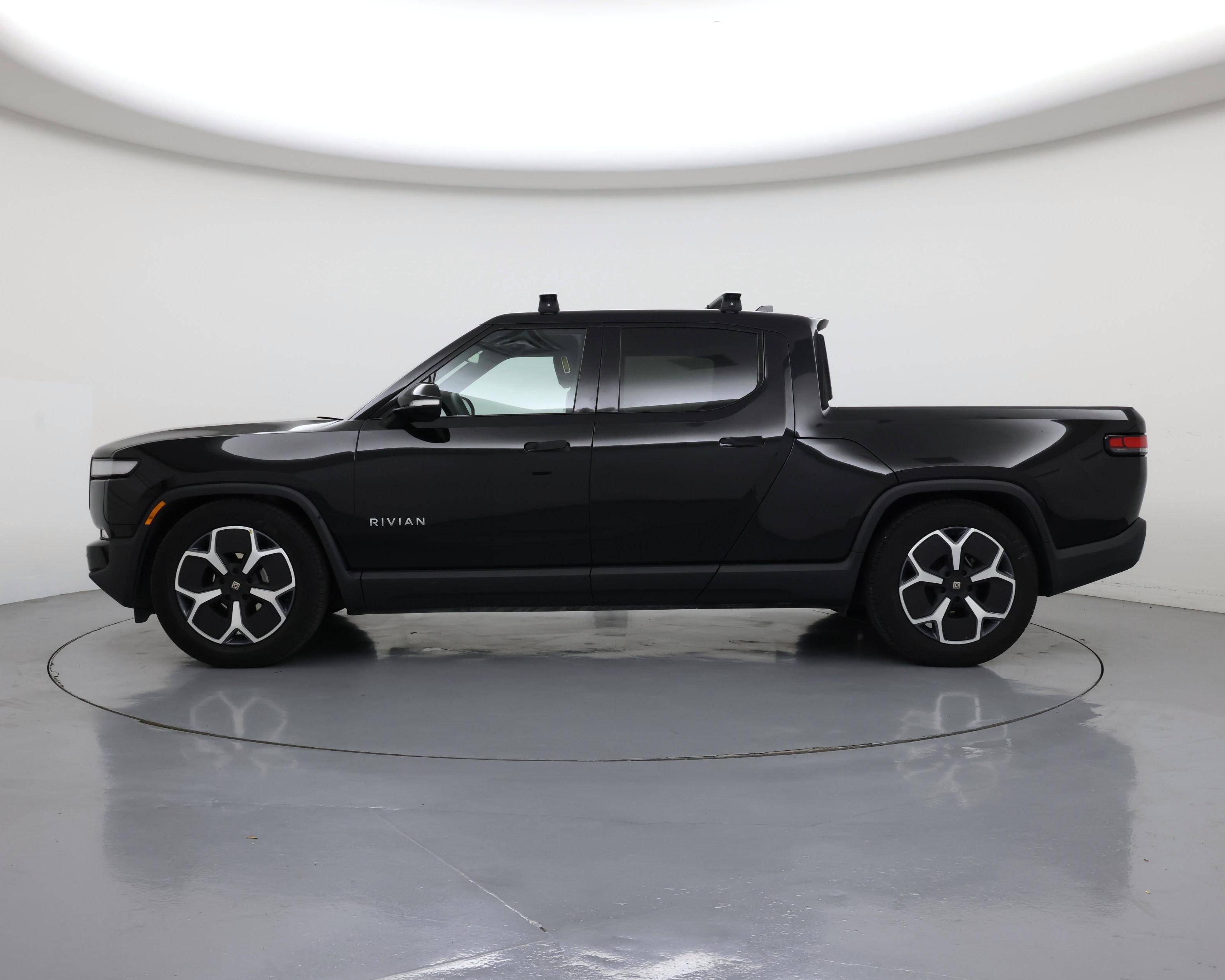 Thumbnail: 2024 Rivian R1T - 3