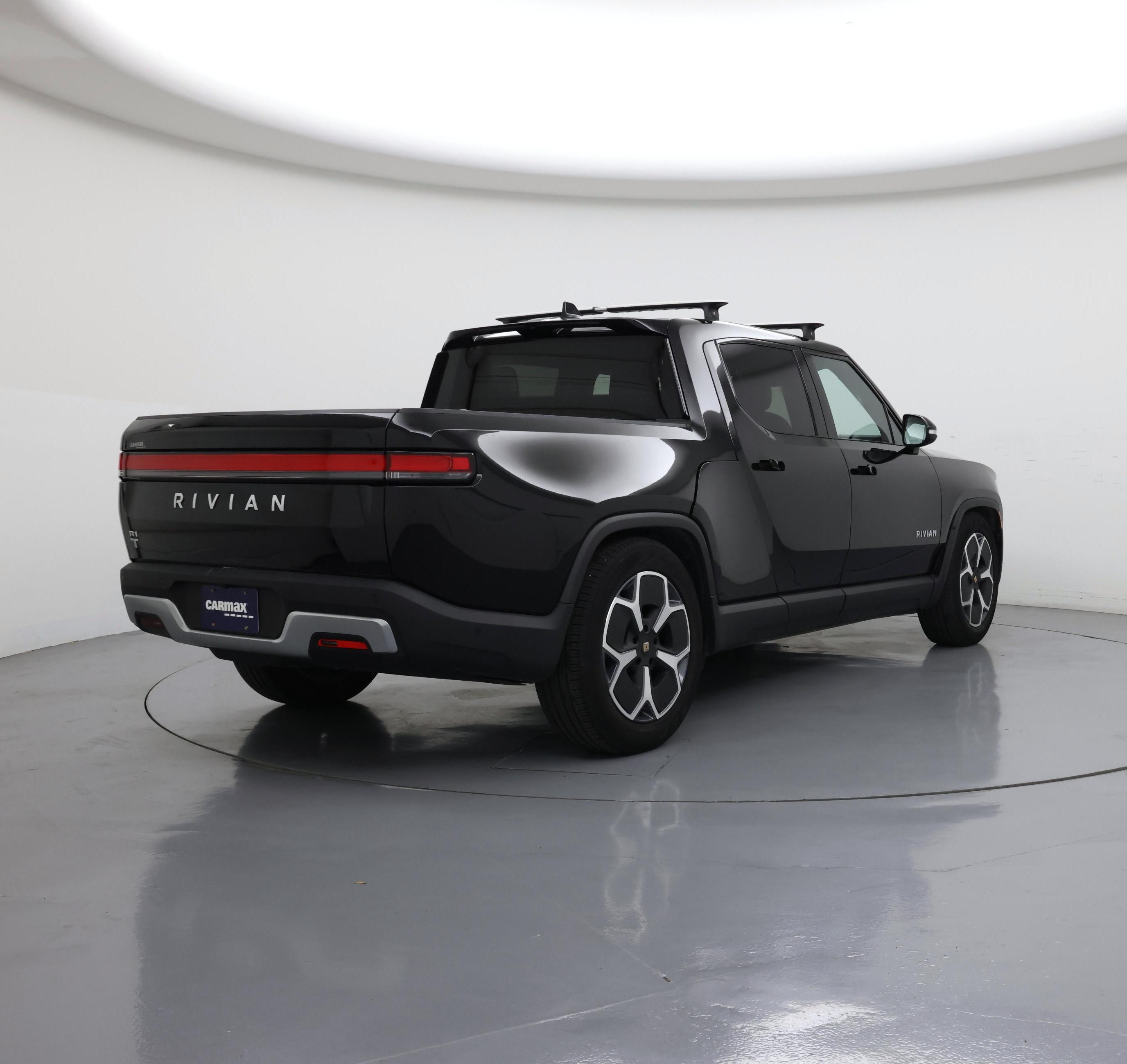 Thumbnail: 2024 Rivian R1T - 8