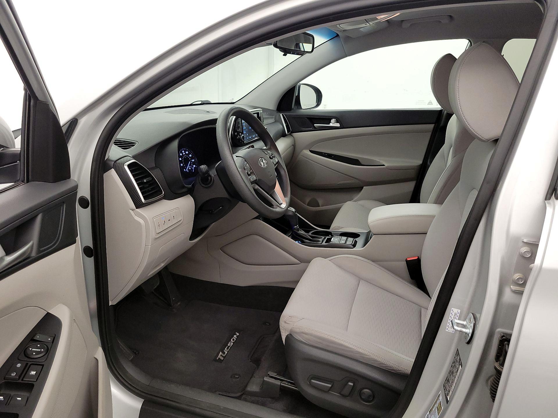 Thumbnail: 2019 Hyundai Tucson - 11