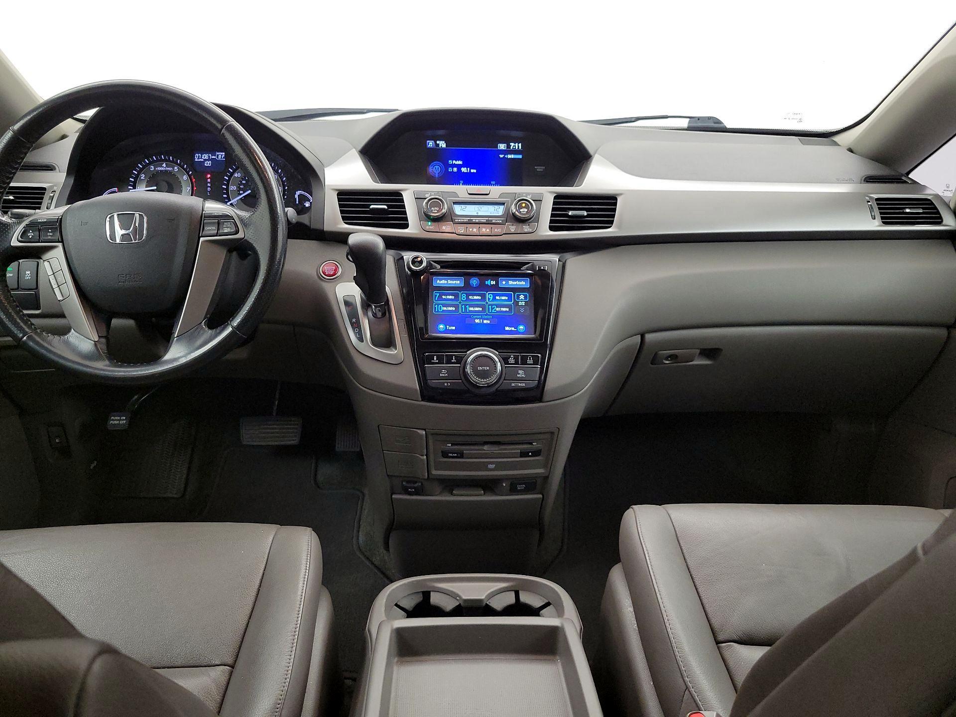 Thumbnail: 2016 Honda Odyssey - 9