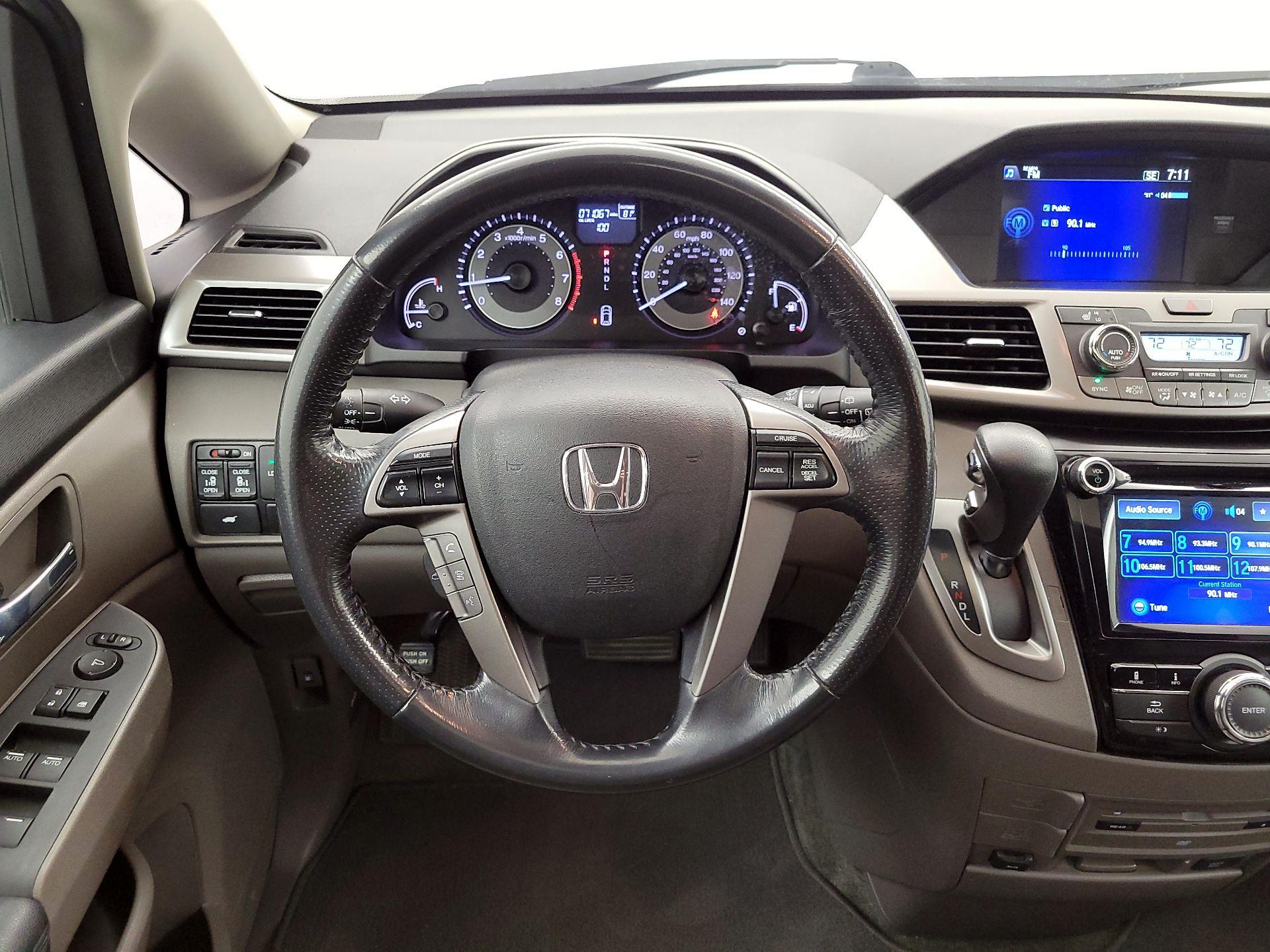Thumbnail: 2016 Honda Odyssey - 10