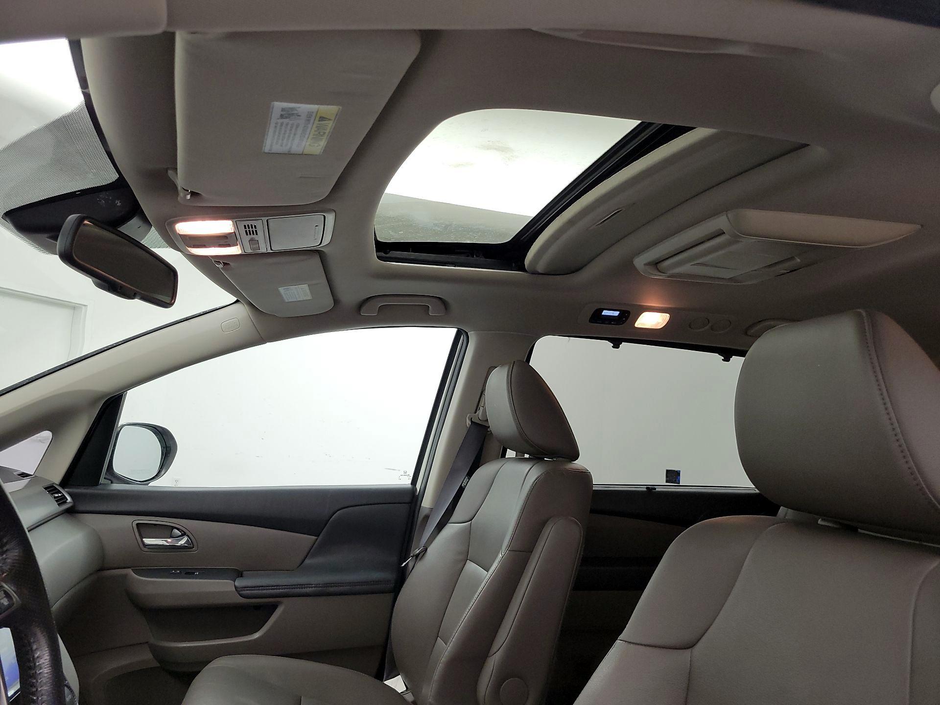Thumbnail: 2016 Honda Odyssey - 19