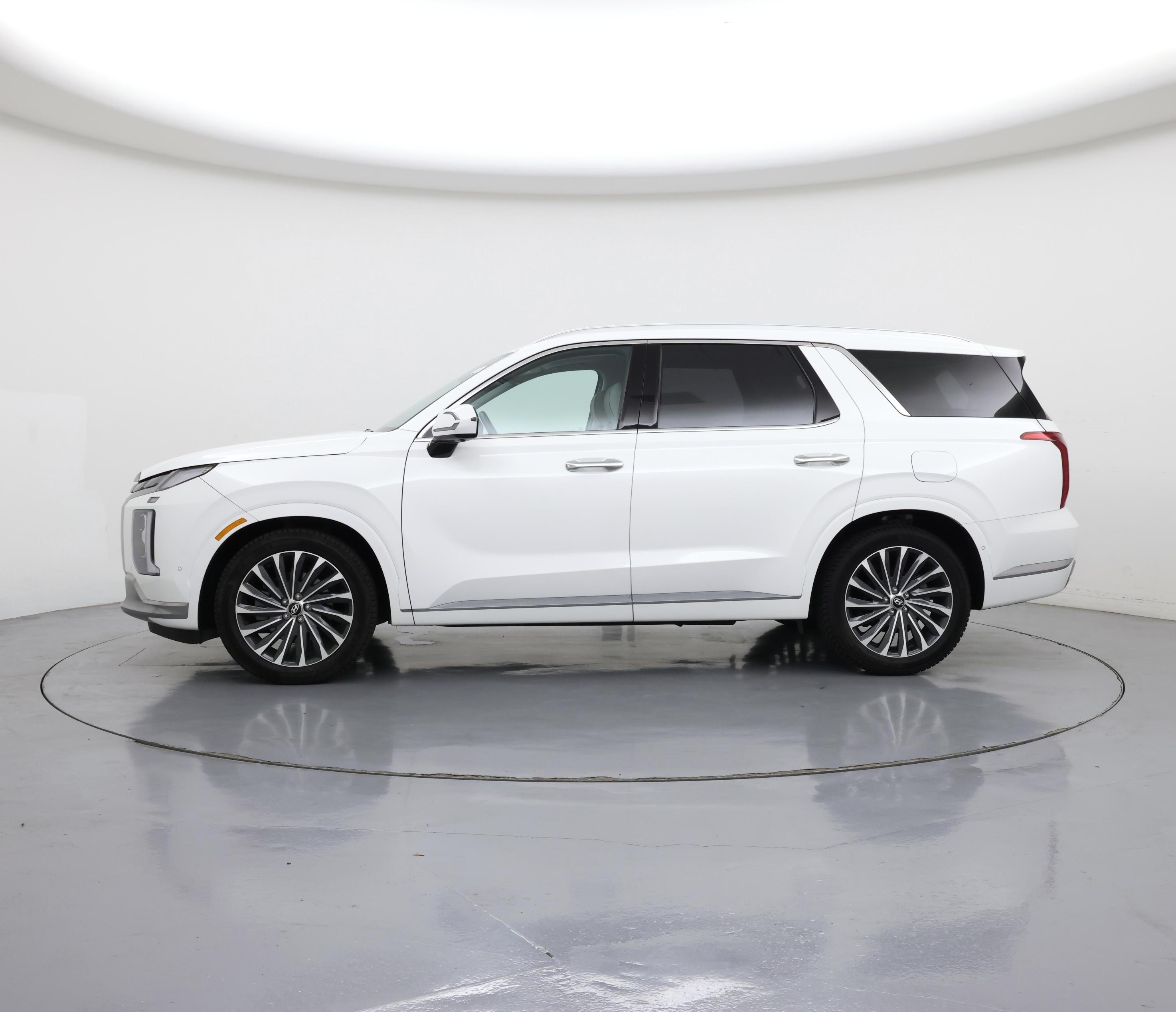 Thumbnail: 2023 Hyundai Palisade - 3
