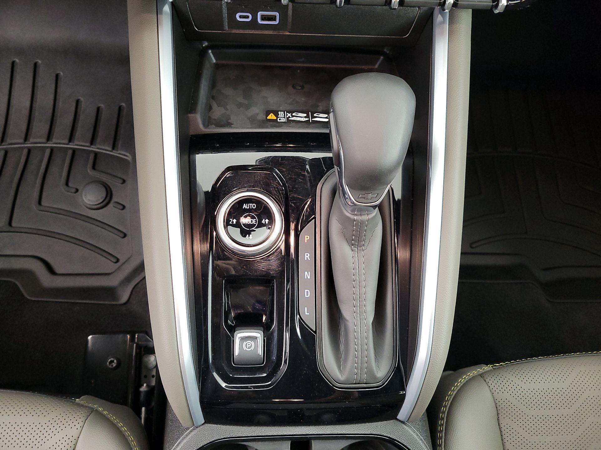 Thumbnail: 2025 Chevrolet Colorado - 18