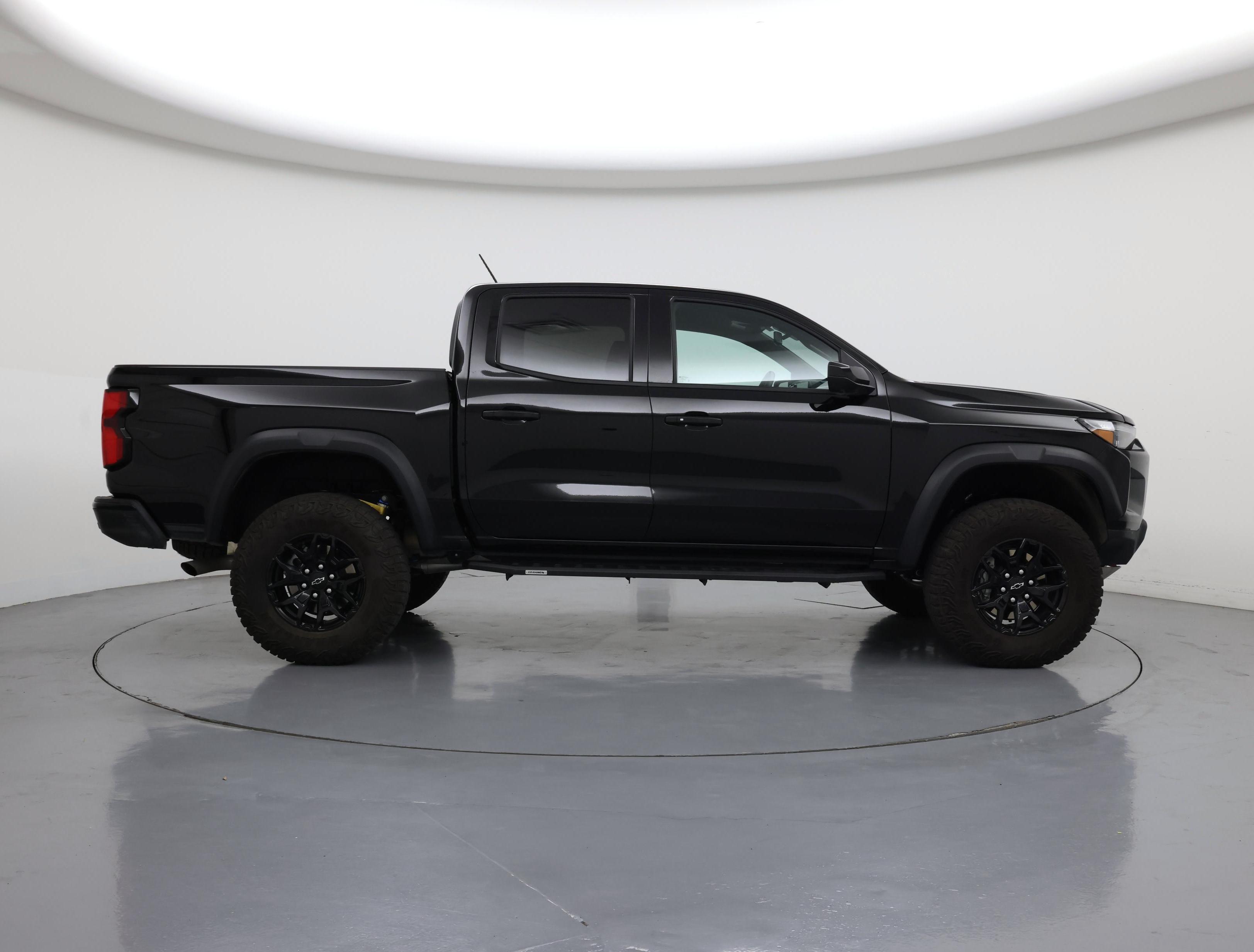 Thumbnail: 2025 Chevrolet Colorado - 7