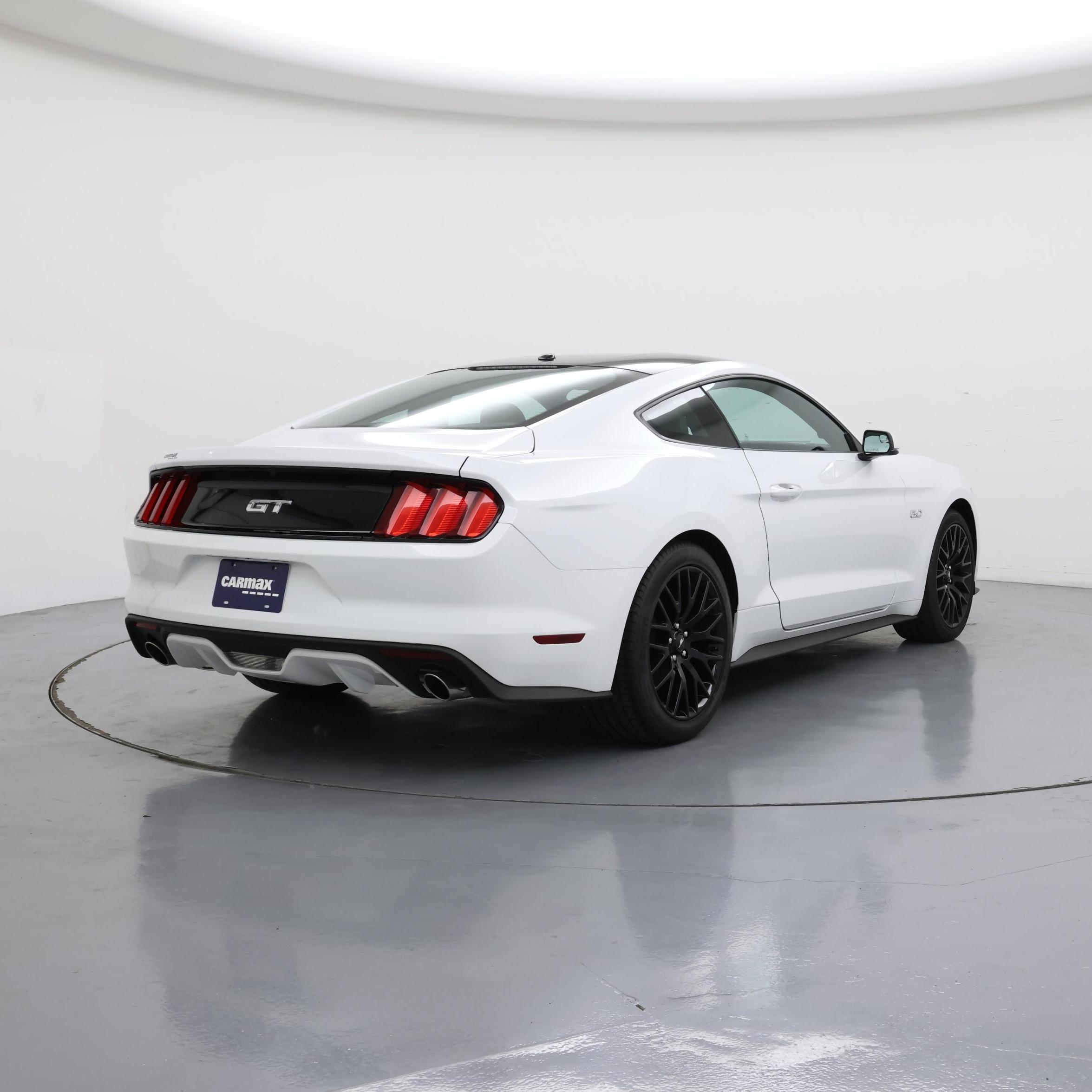 Thumbnail: 2016 Ford Mustang - 8