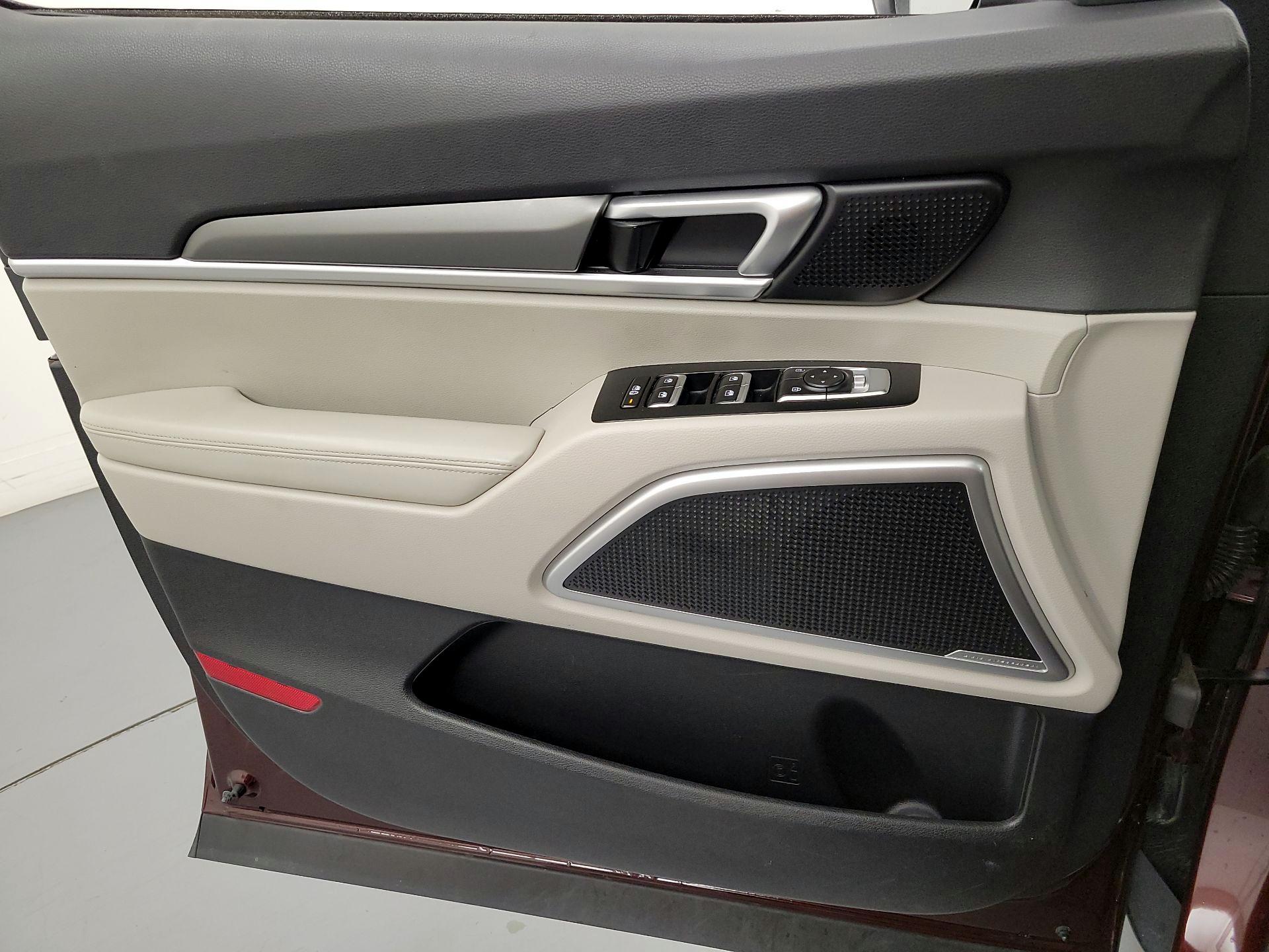 Thumbnail: 2021 Kia Telluride - 12