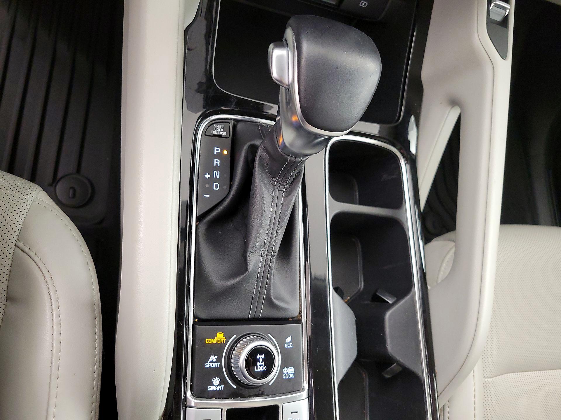 Thumbnail: 2021 Kia Telluride - 17