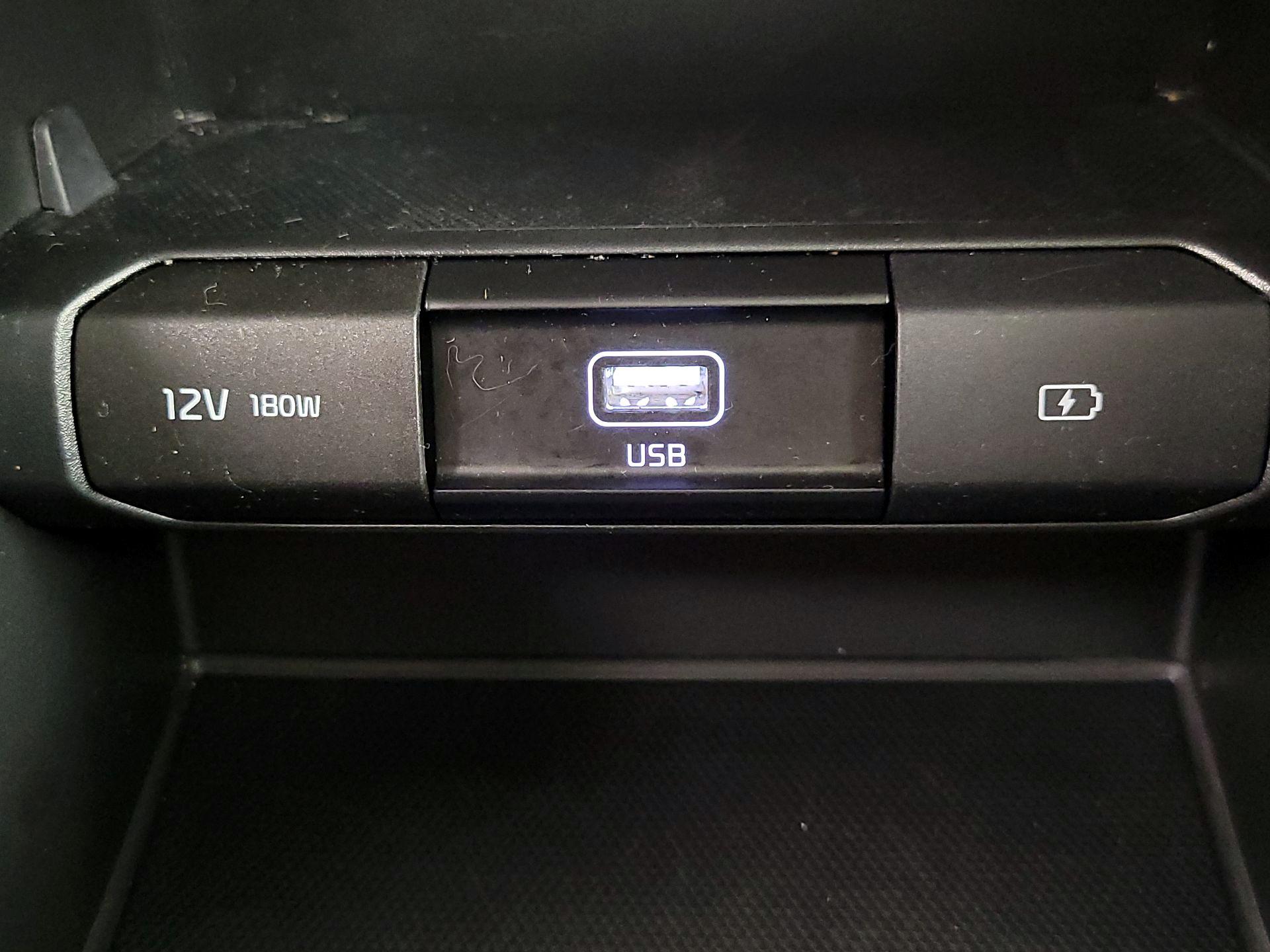 Thumbnail: 2021 Kia Telluride - 18