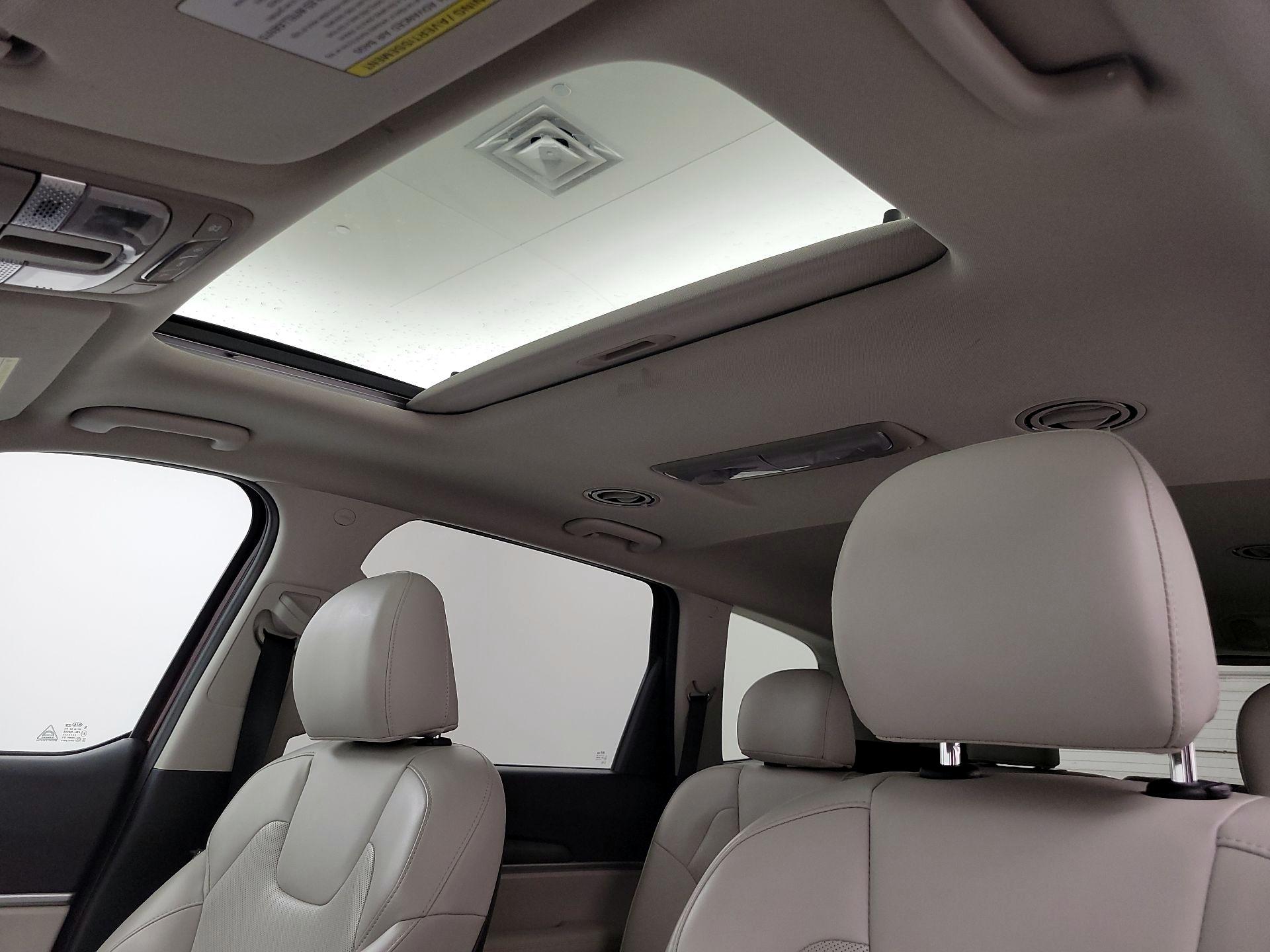 Thumbnail: 2021 Kia Telluride - 19