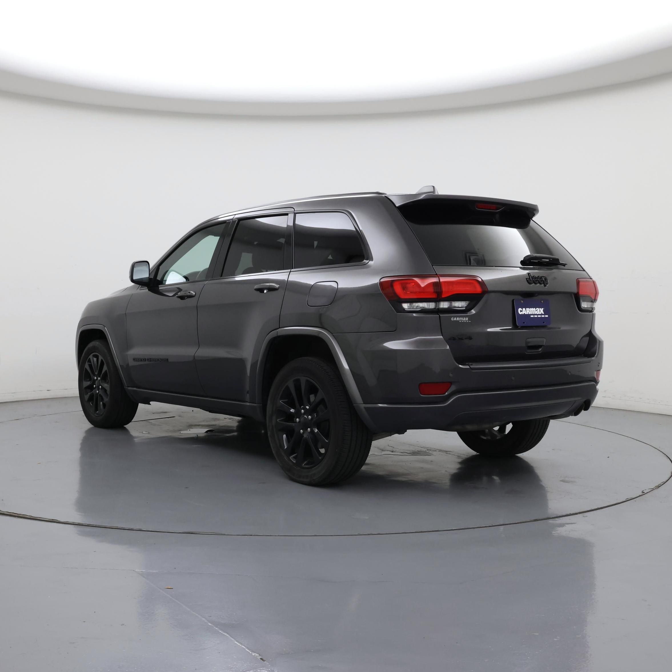 Thumbnail: 2019 Jeep Grand Cherokee - 2