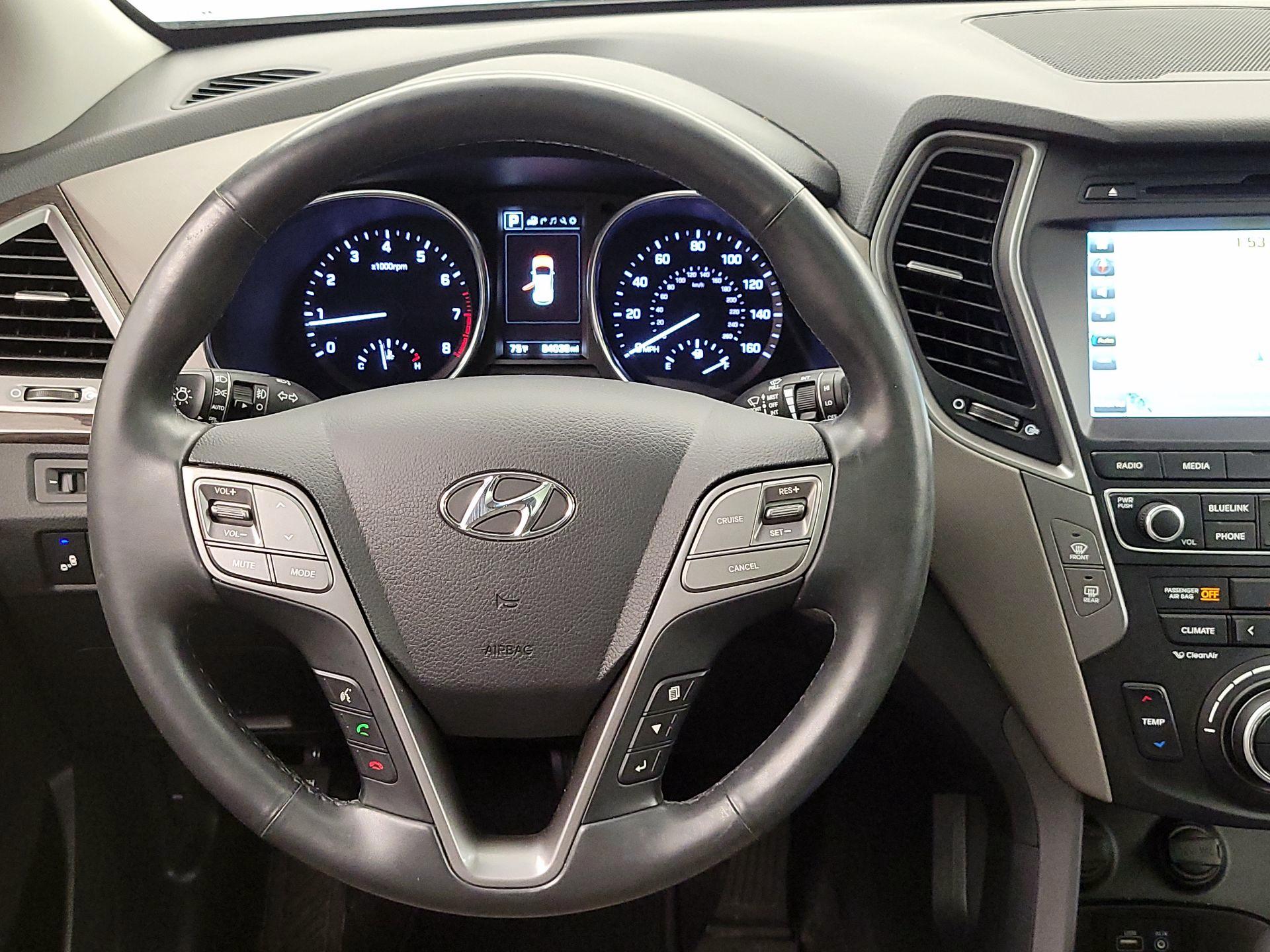 Thumbnail: 2017 Hyundai Santa Fe - 10