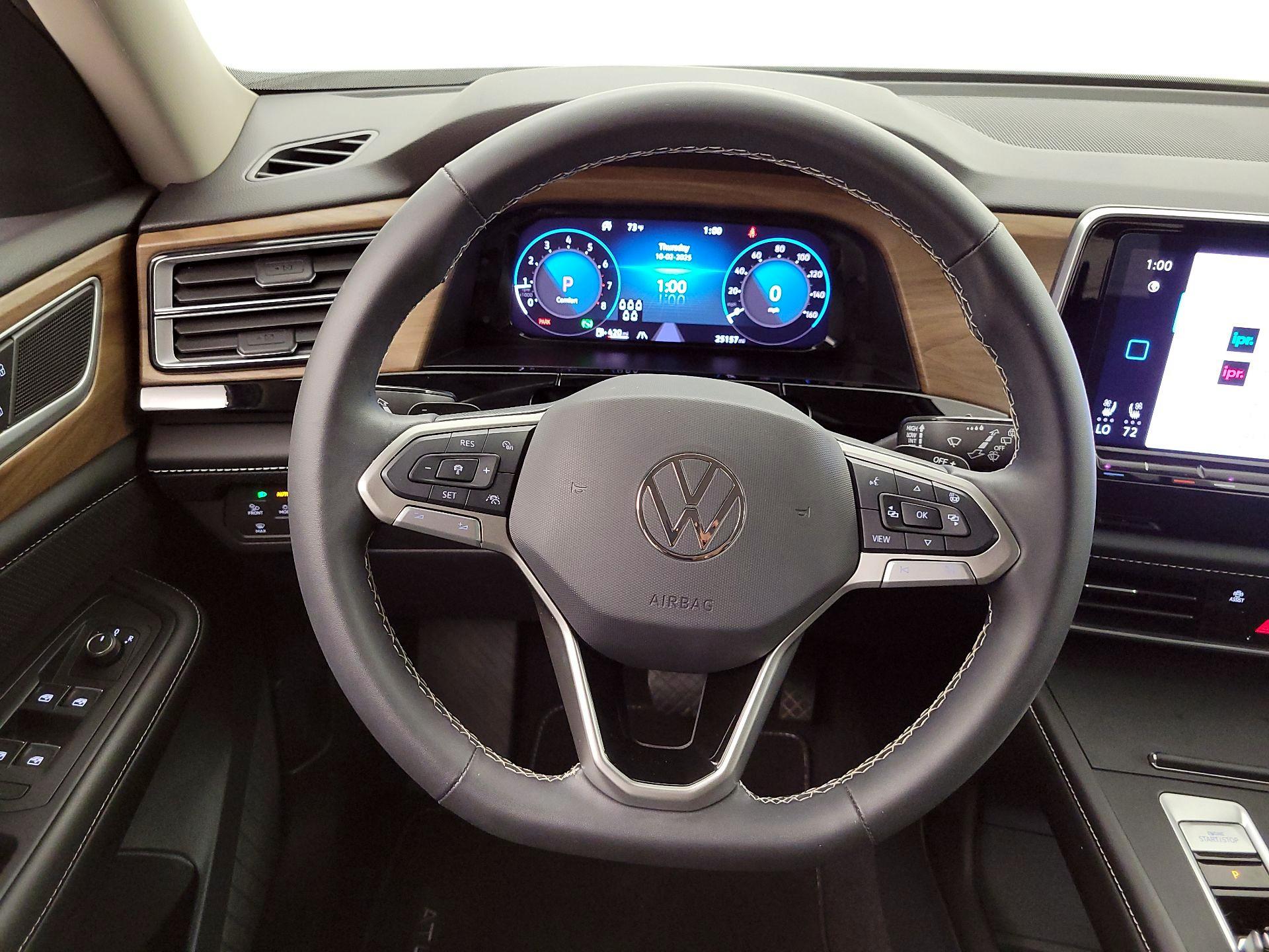 Thumbnail: 2024 Volkswagen Atlas - 10