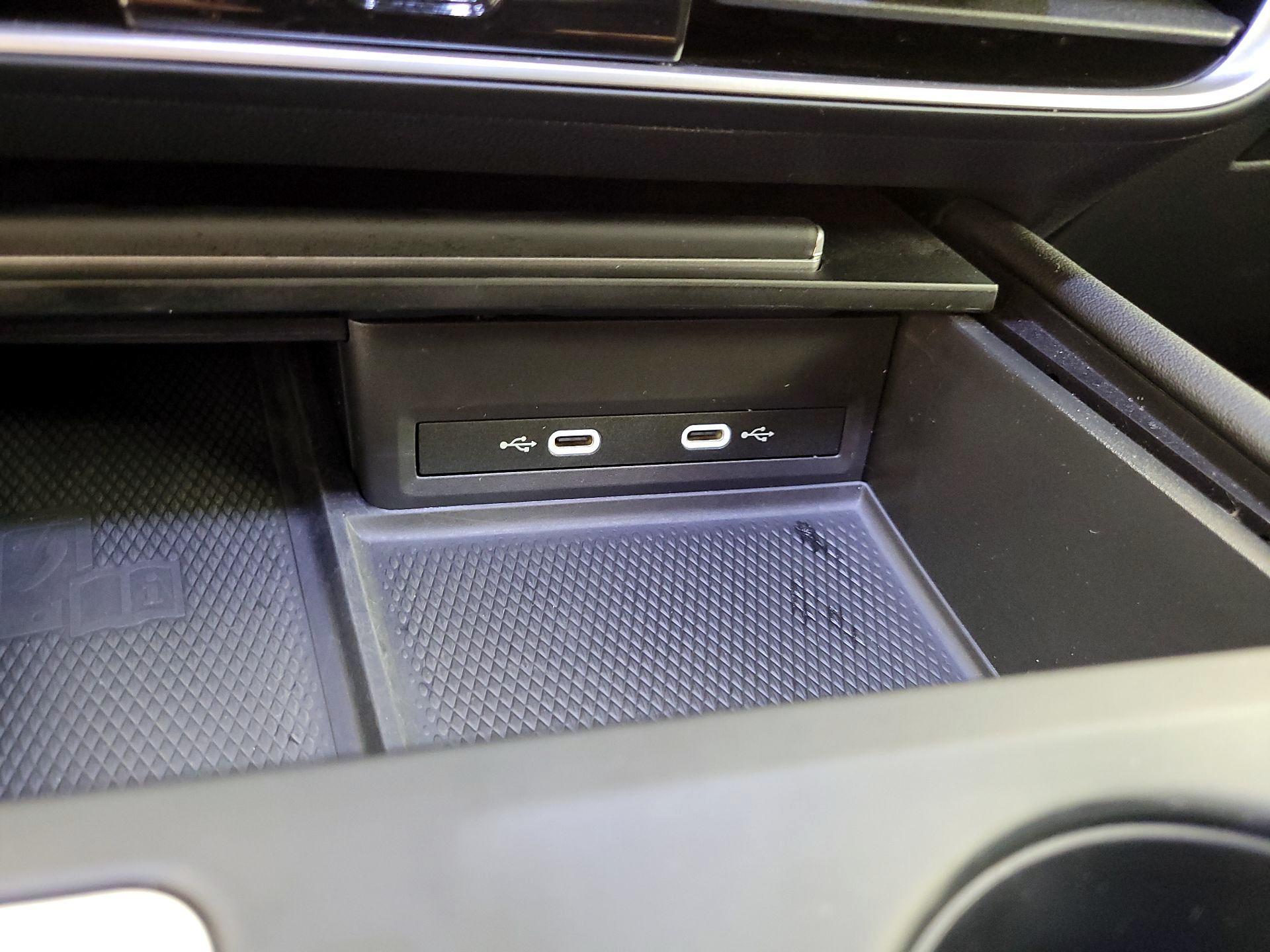 Thumbnail: 2024 Volkswagen Atlas - 18