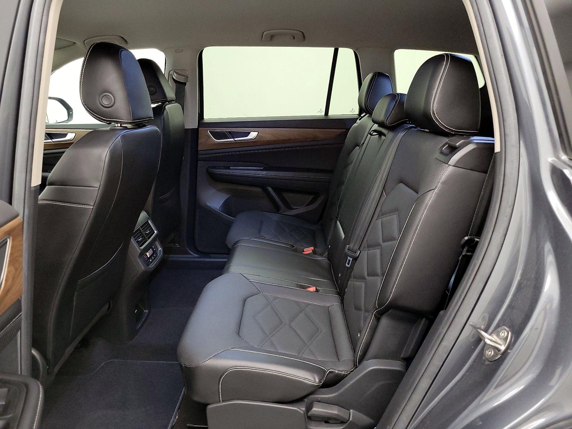 Thumbnail: 2024 Volkswagen Atlas - 19