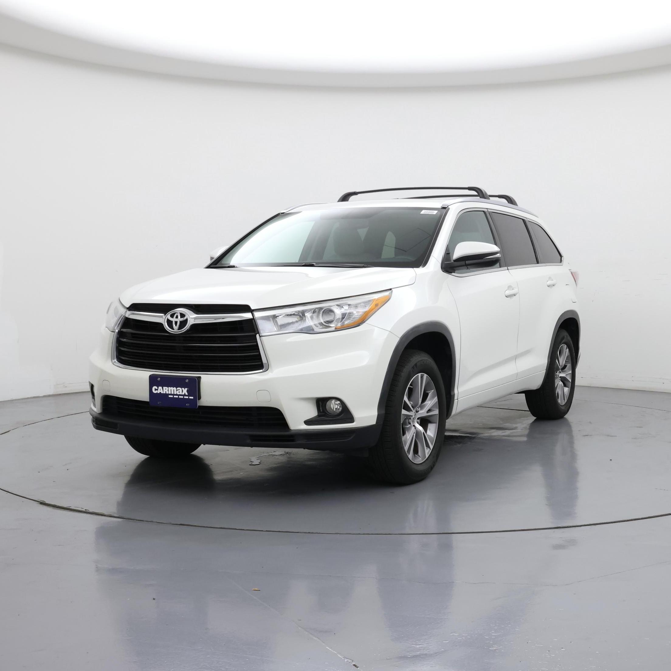 Thumbnail: 2015 Toyota Highlander - 4