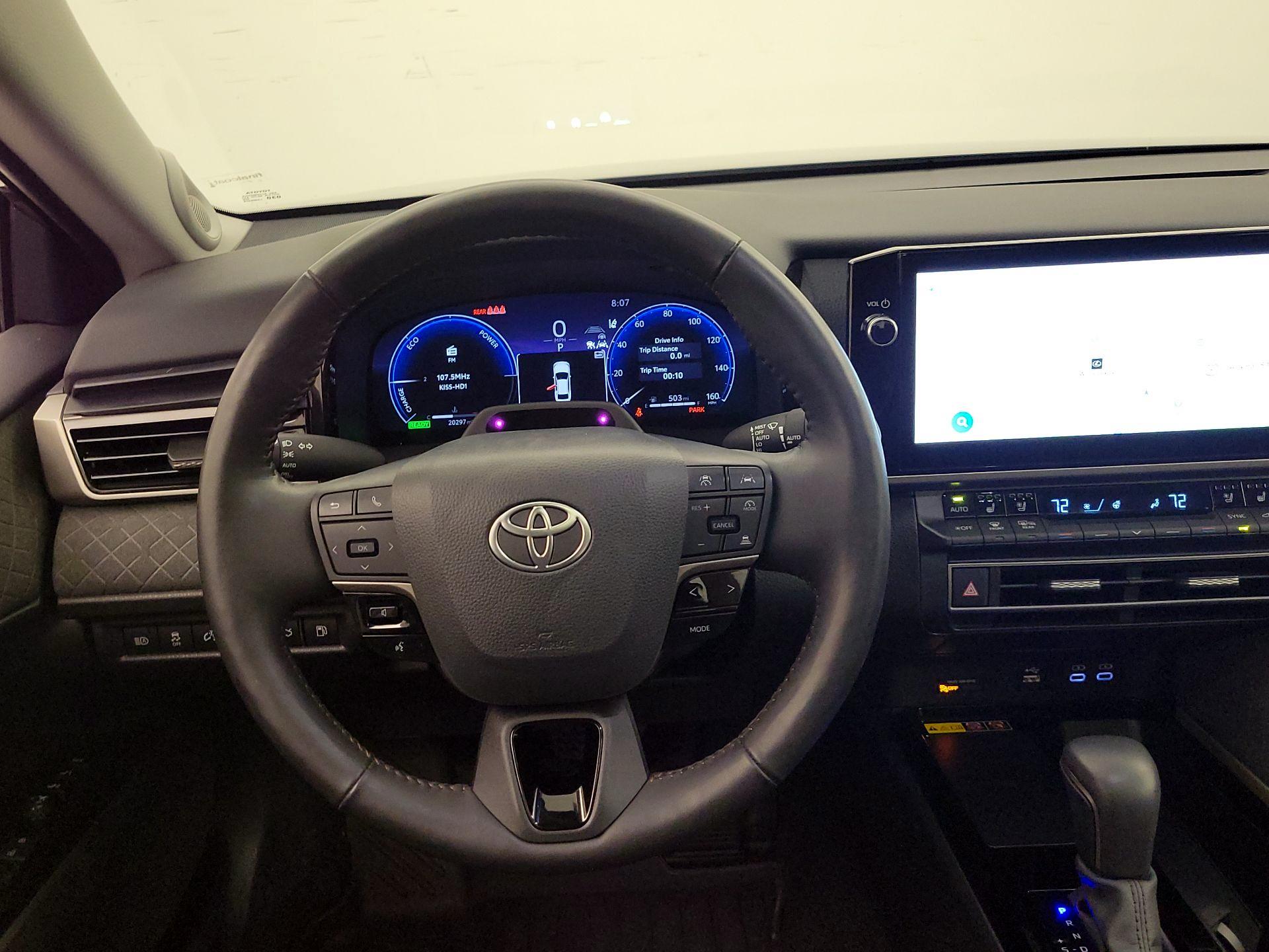 Thumbnail: 2025 Toyota Camry - 10