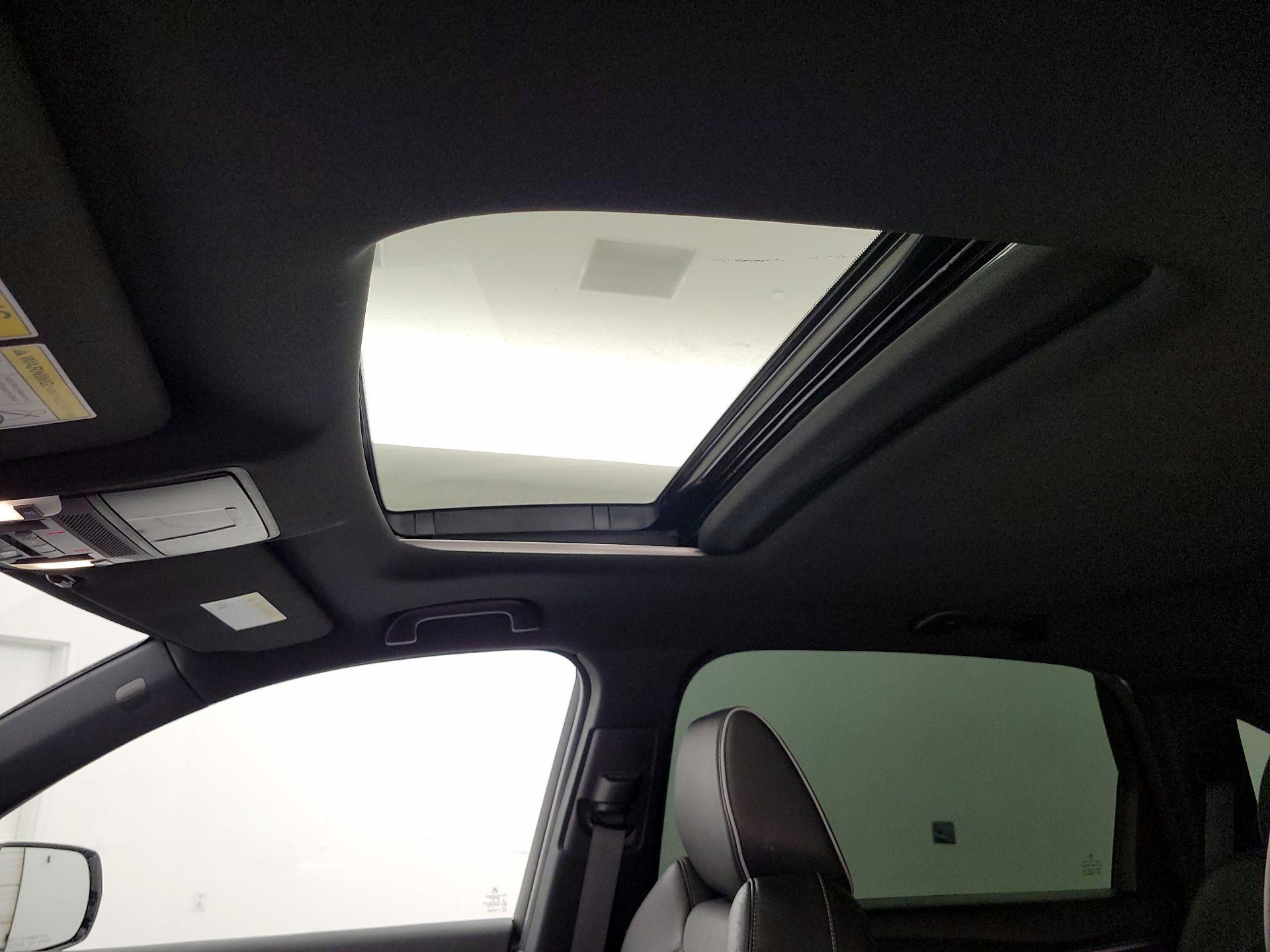 Thumbnail: 2019 Acura MDX - 19