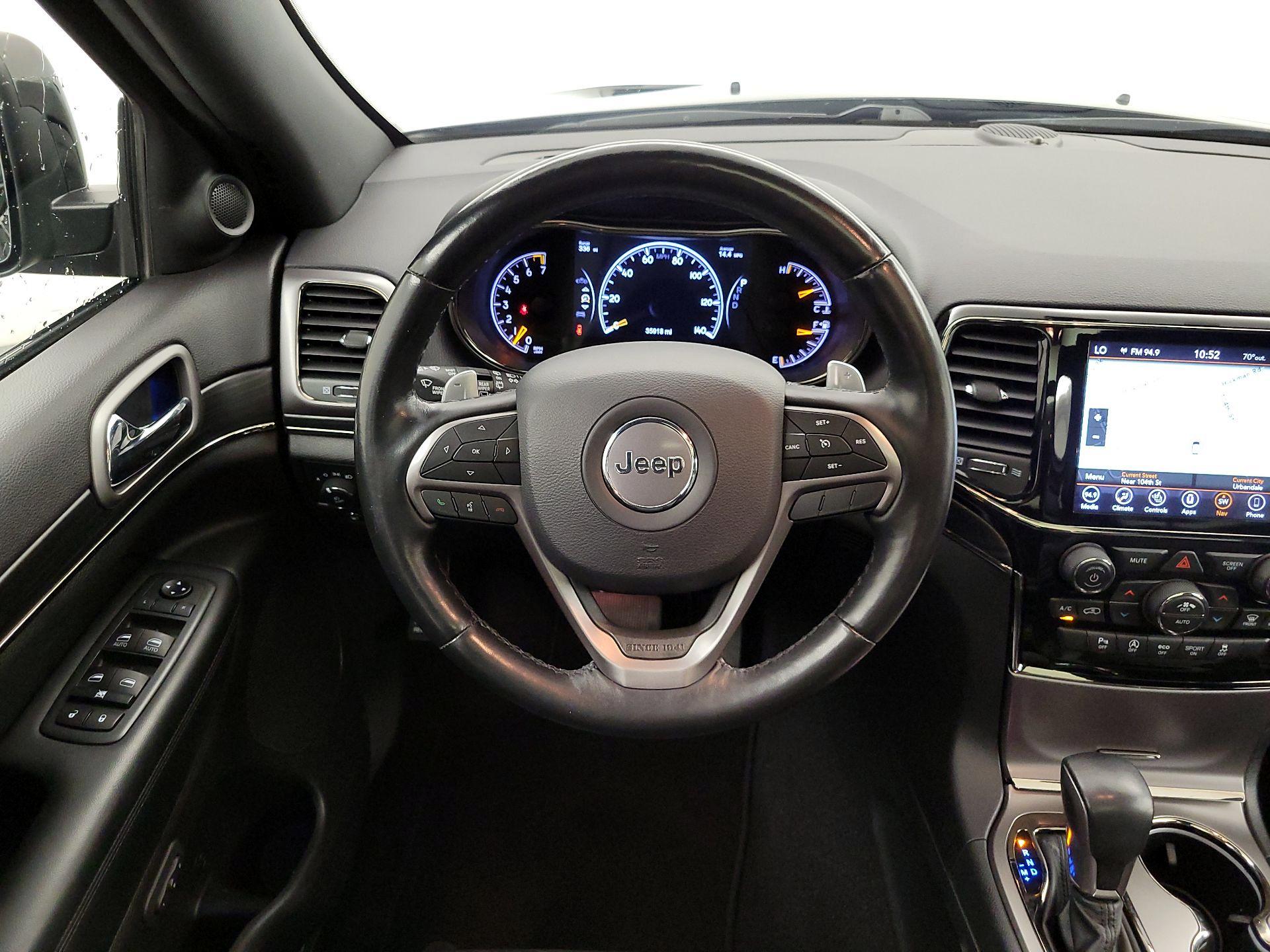 Thumbnail: 2020 Jeep Grand Cherokee - 10