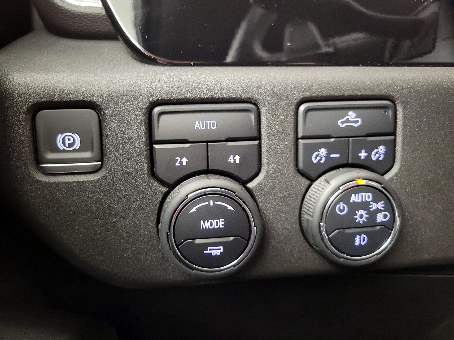 Thumbnail: 2024 Chevrolet Silverado 1500 - 13