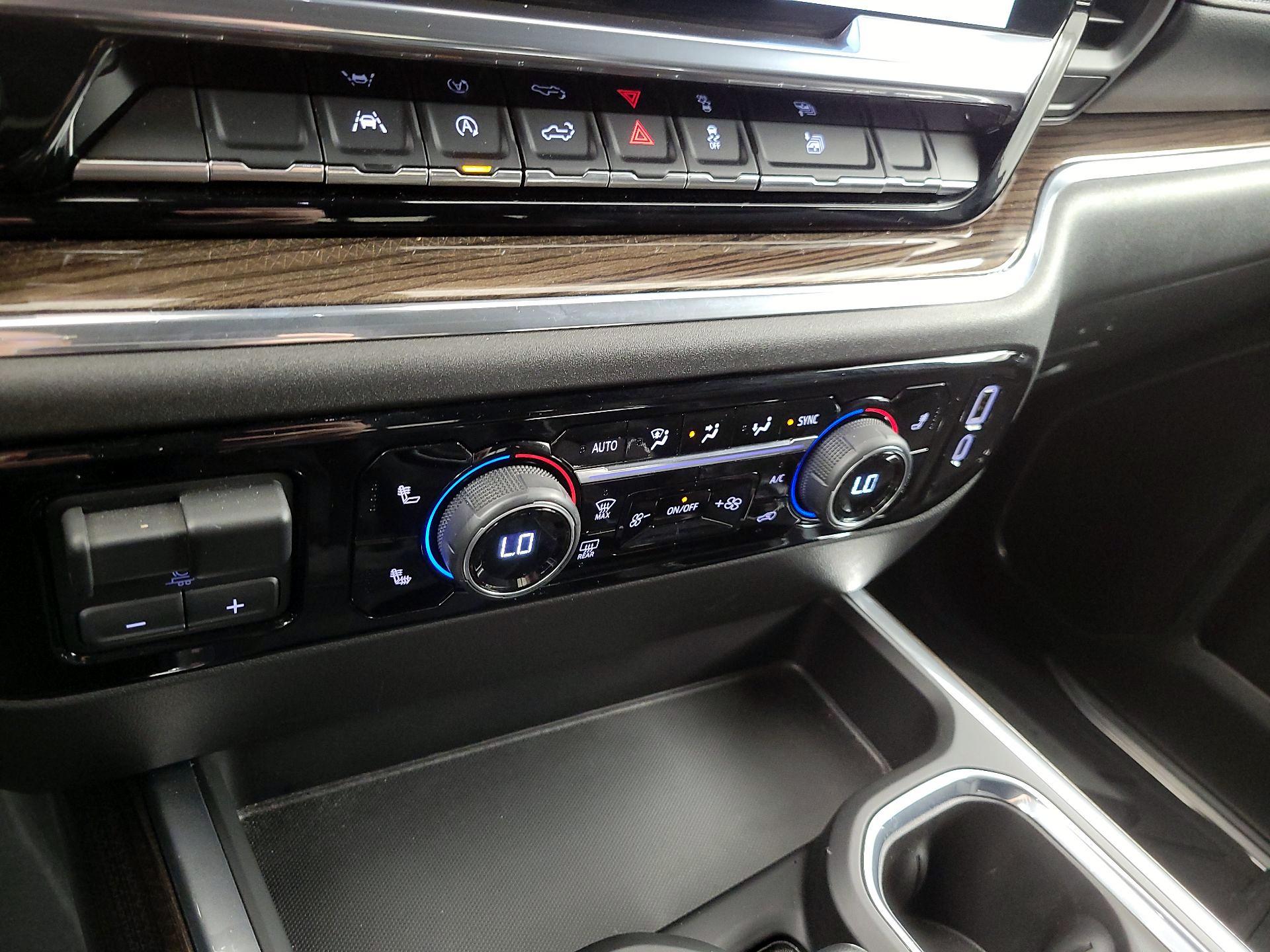 Thumbnail: 2024 Chevrolet Silverado 1500 - 16