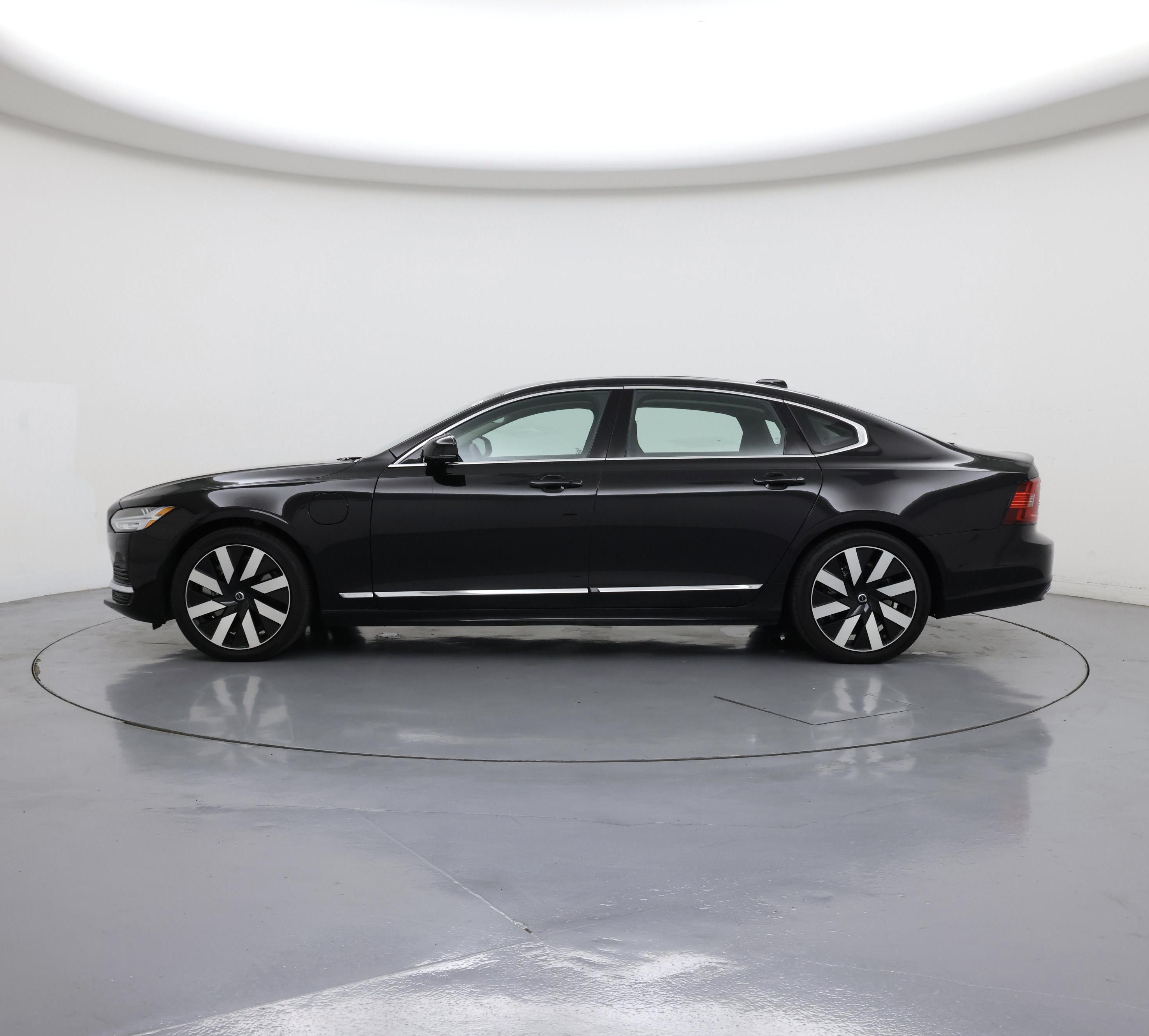 Thumbnail: 2024 Volvo S90 - 3