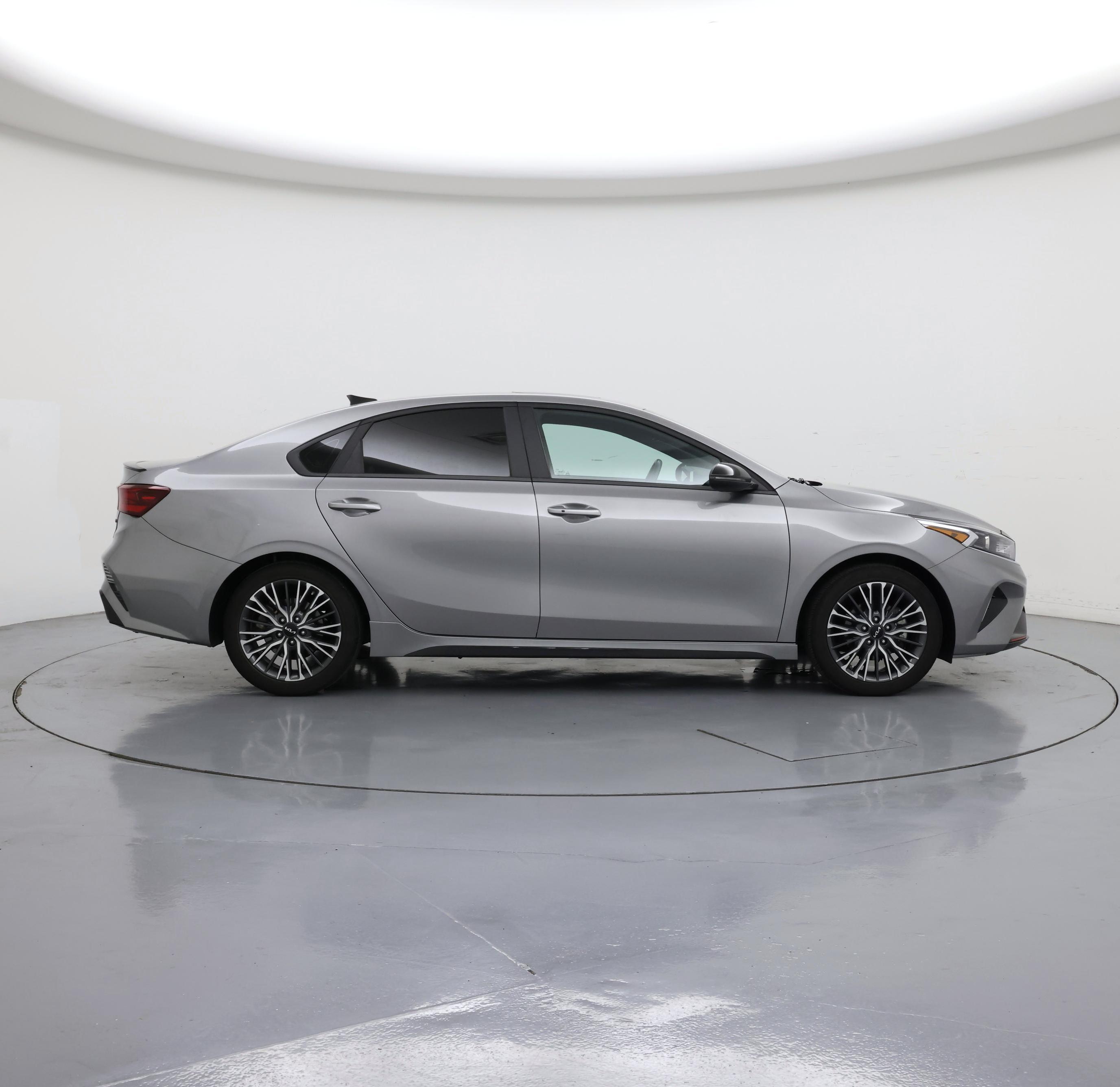 Thumbnail: 2024 Kia Forte - 7