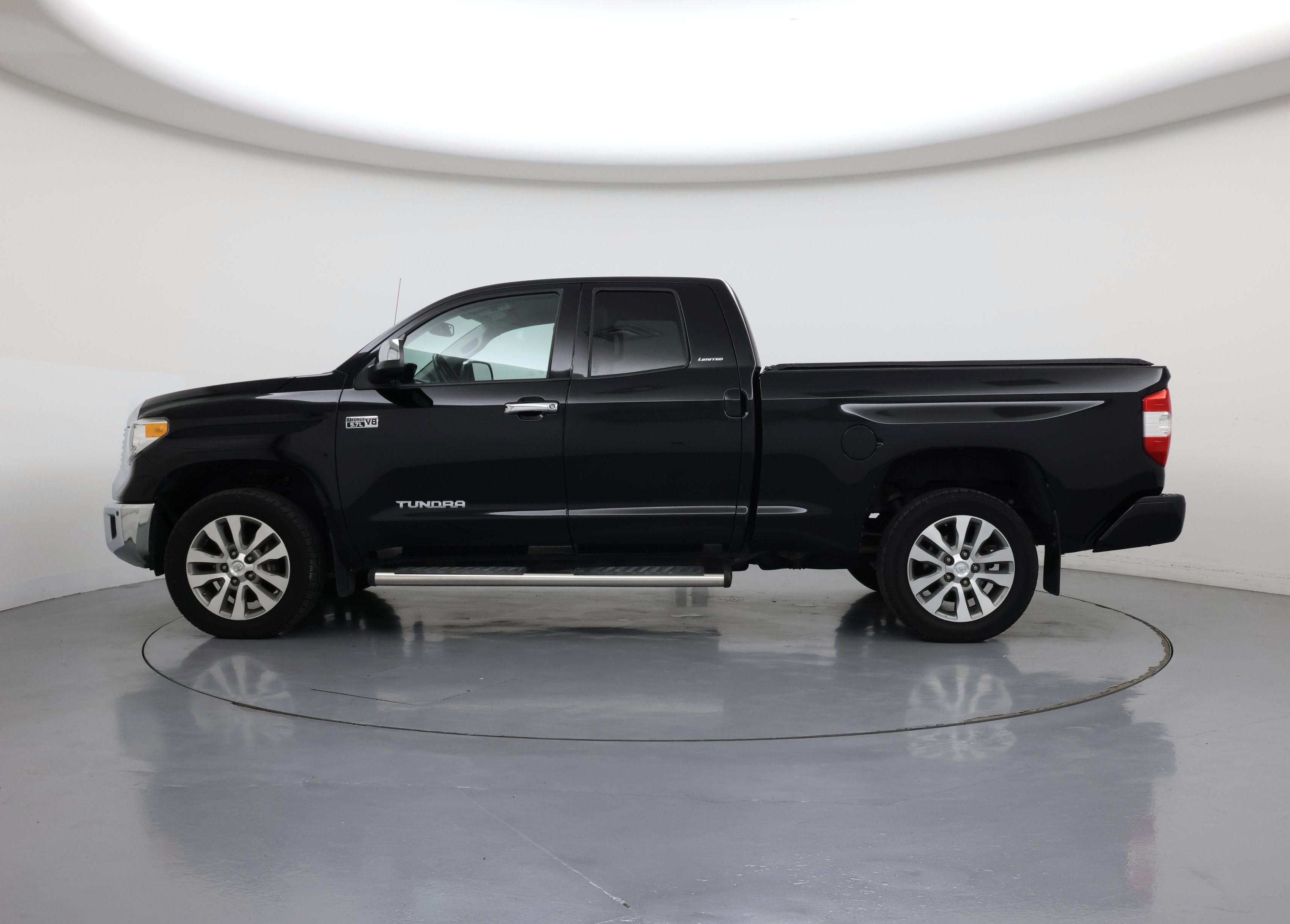 Thumbnail: 2017 Toyota Tundra - 3