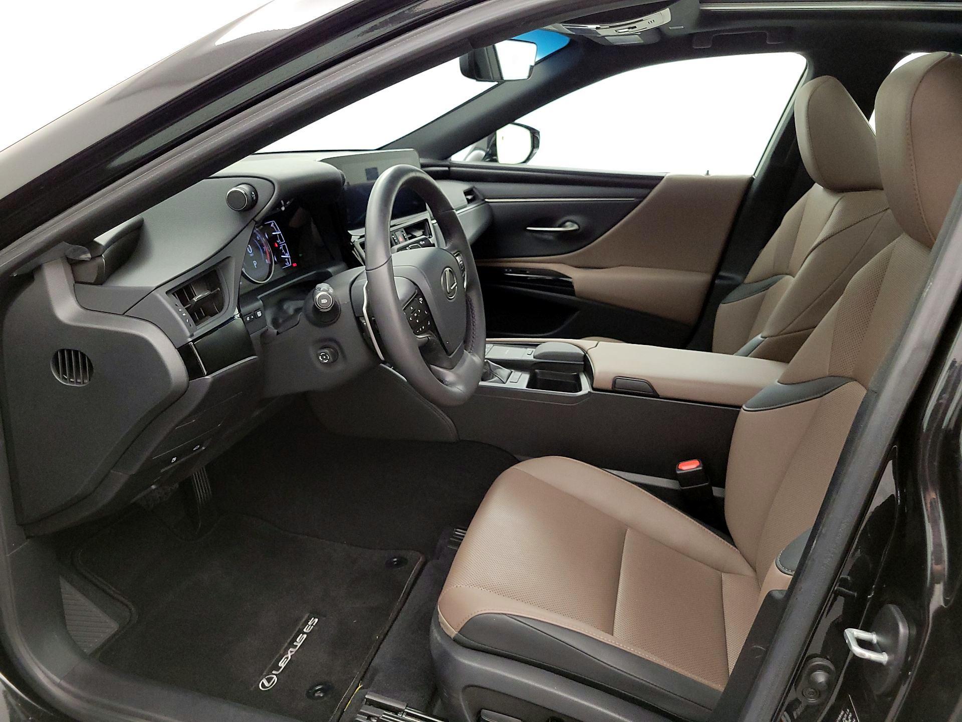 Thumbnail: 2022 Lexus ES - 11