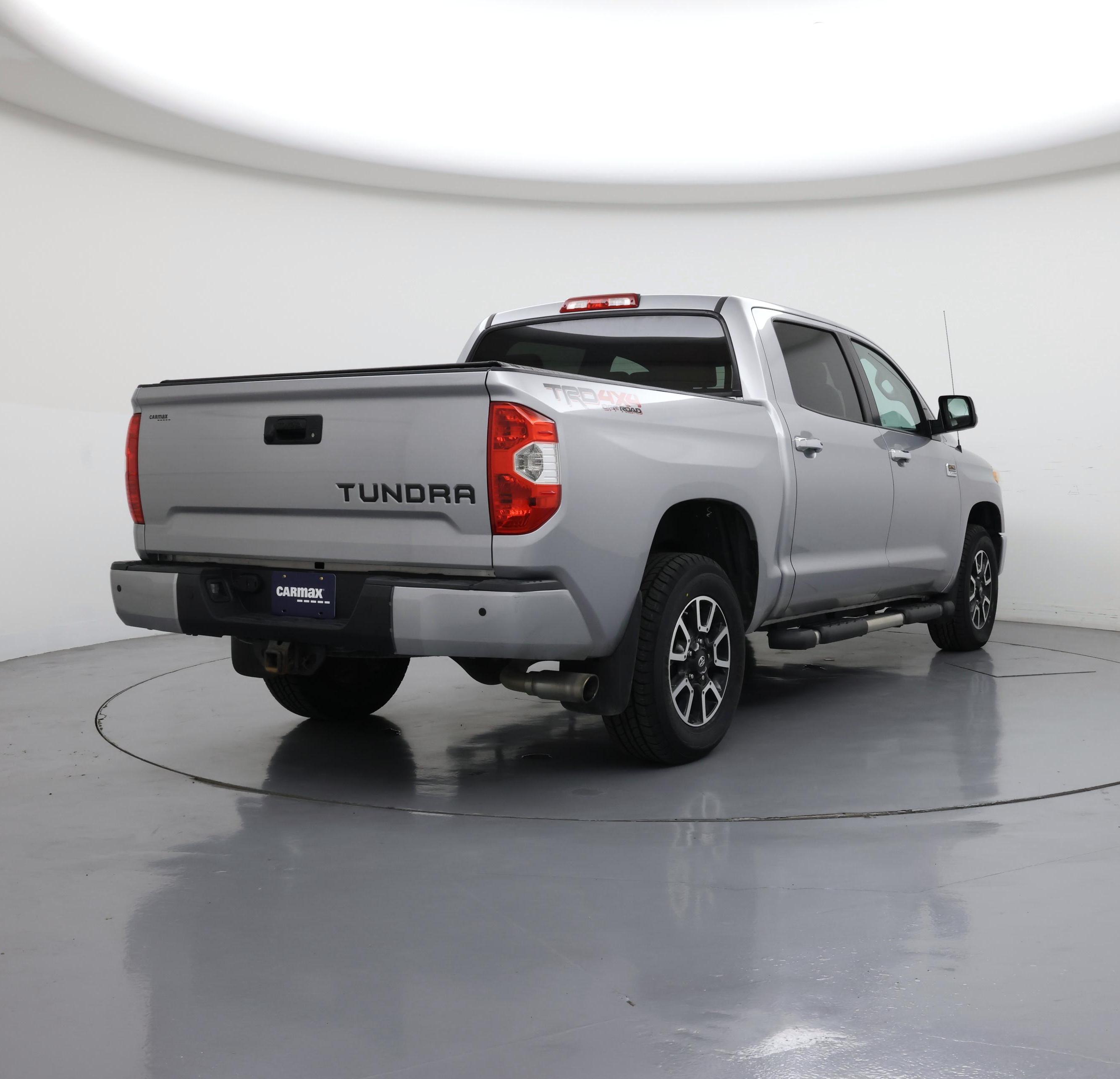 Thumbnail: 2017 Toyota Tundra - 8