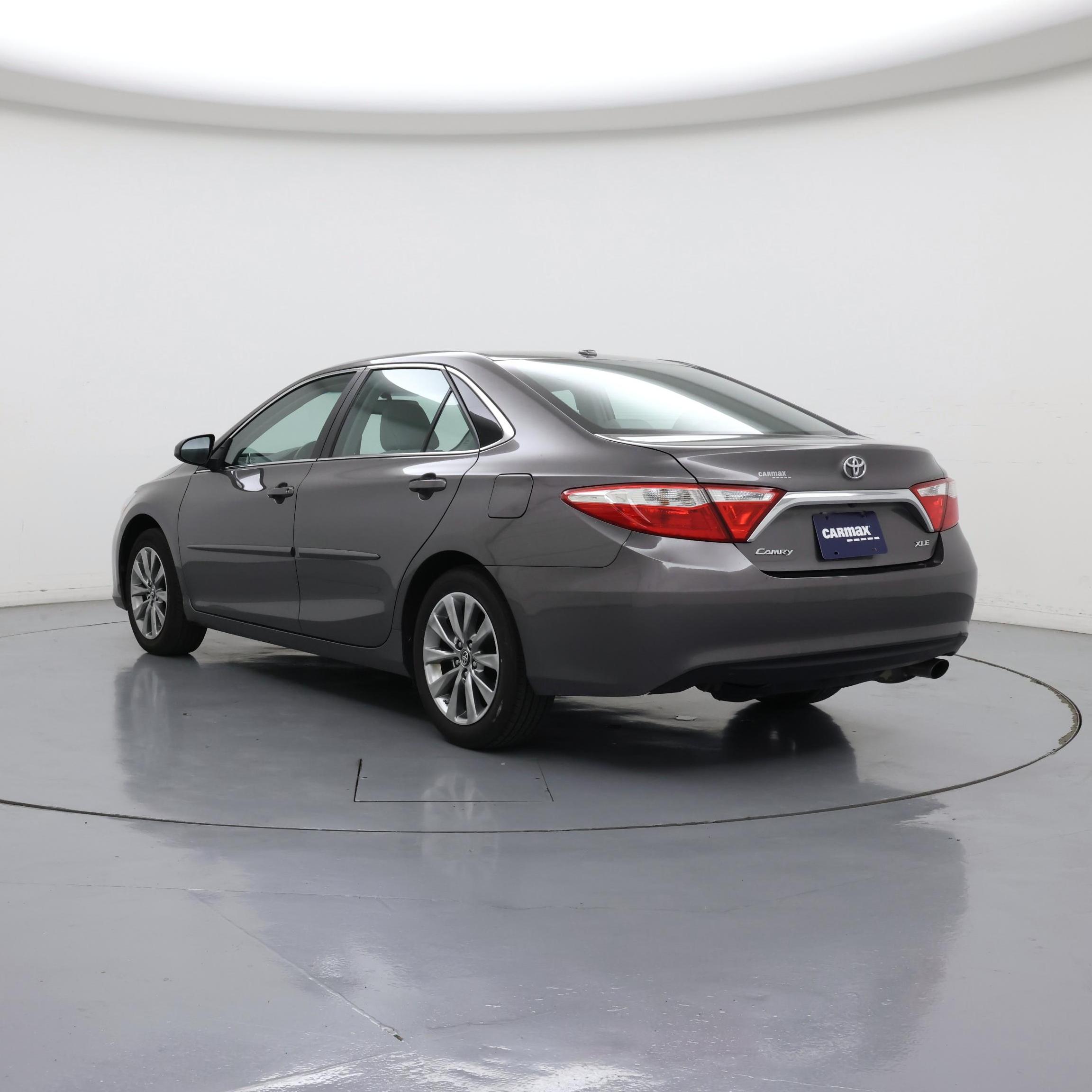 Thumbnail: 2017 Toyota Camry - 2
