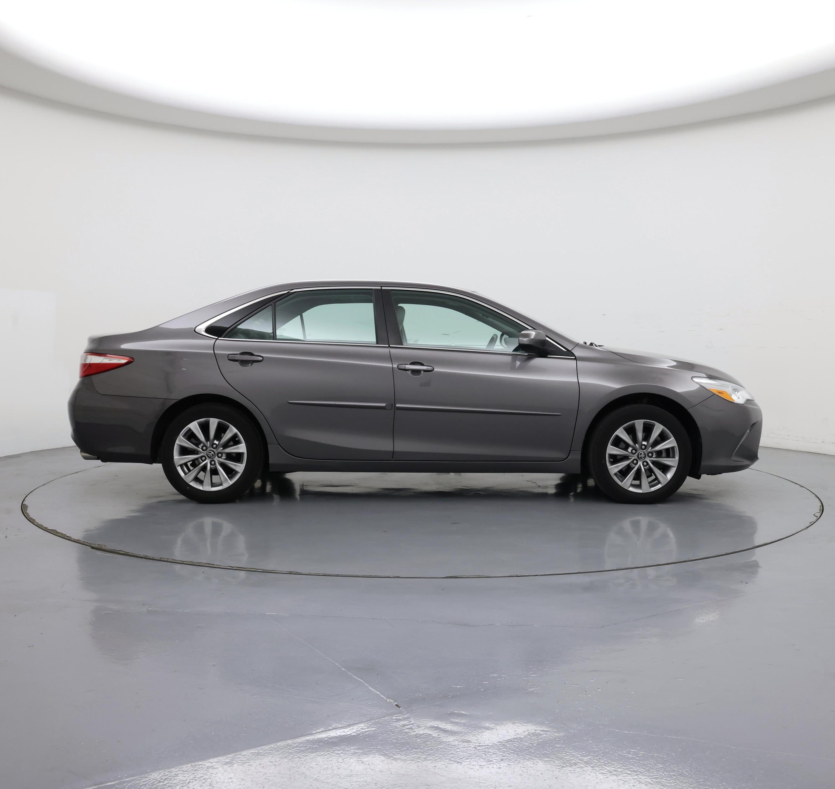 Thumbnail: 2017 Toyota Camry - 7