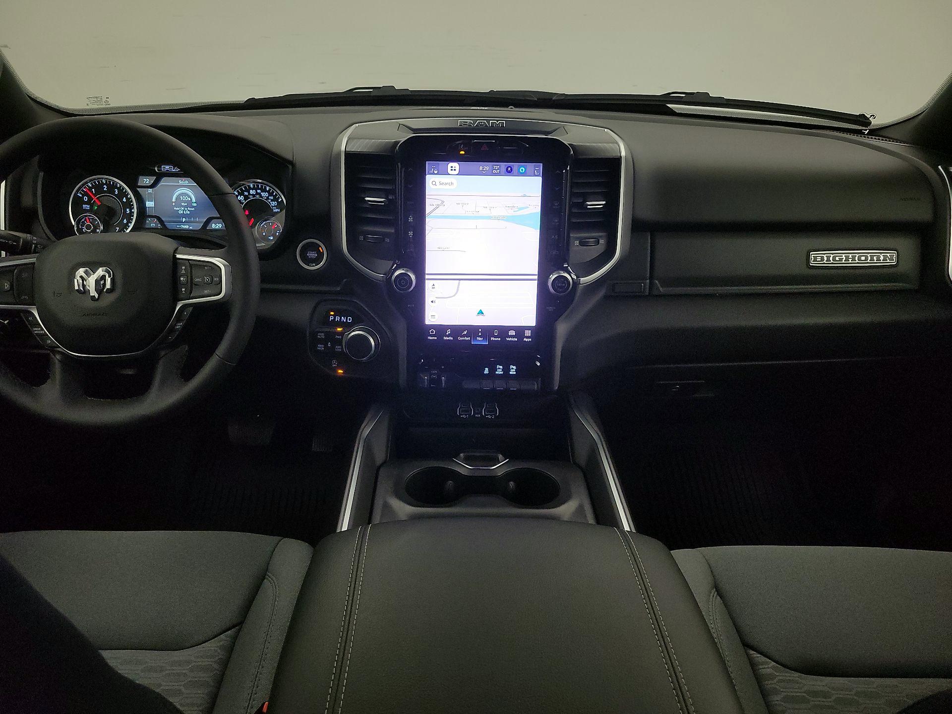 Thumbnail: 2025 RAM 1500 - 9