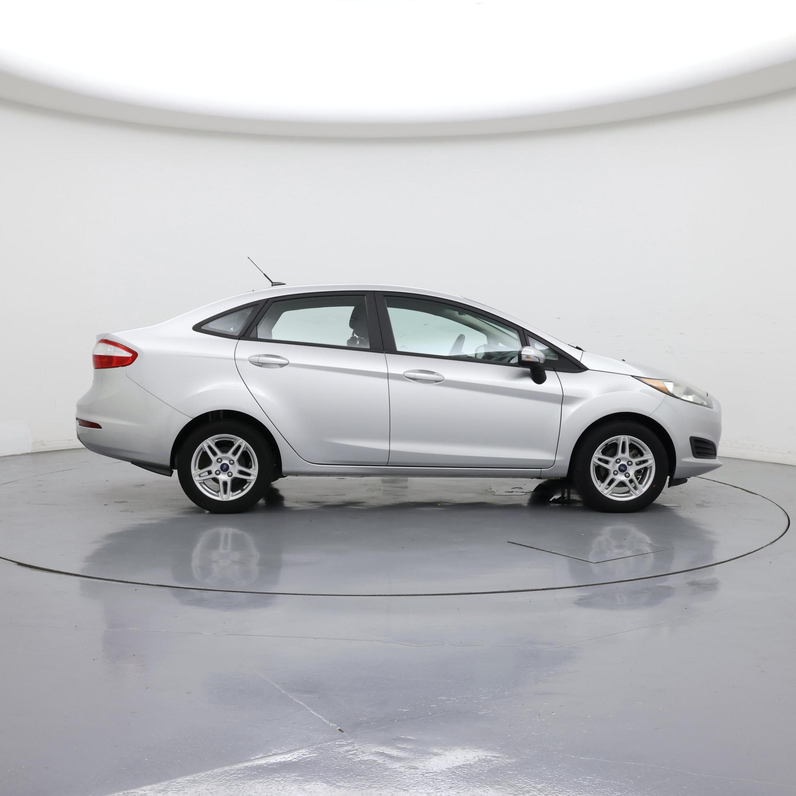 Thumbnail: 2017 Ford Fiesta - 7