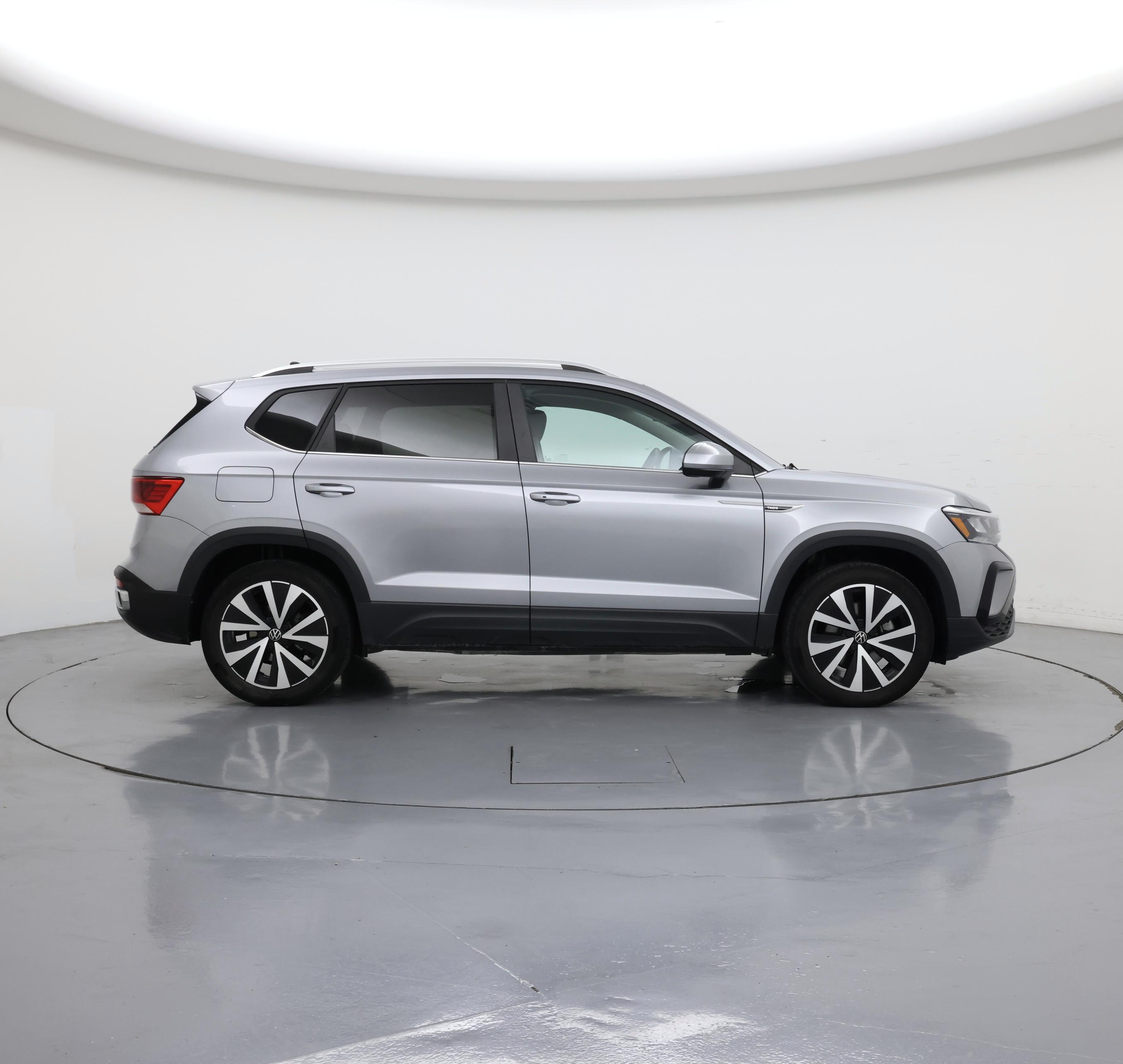 Thumbnail: 2022 Volkswagen Taos - 7