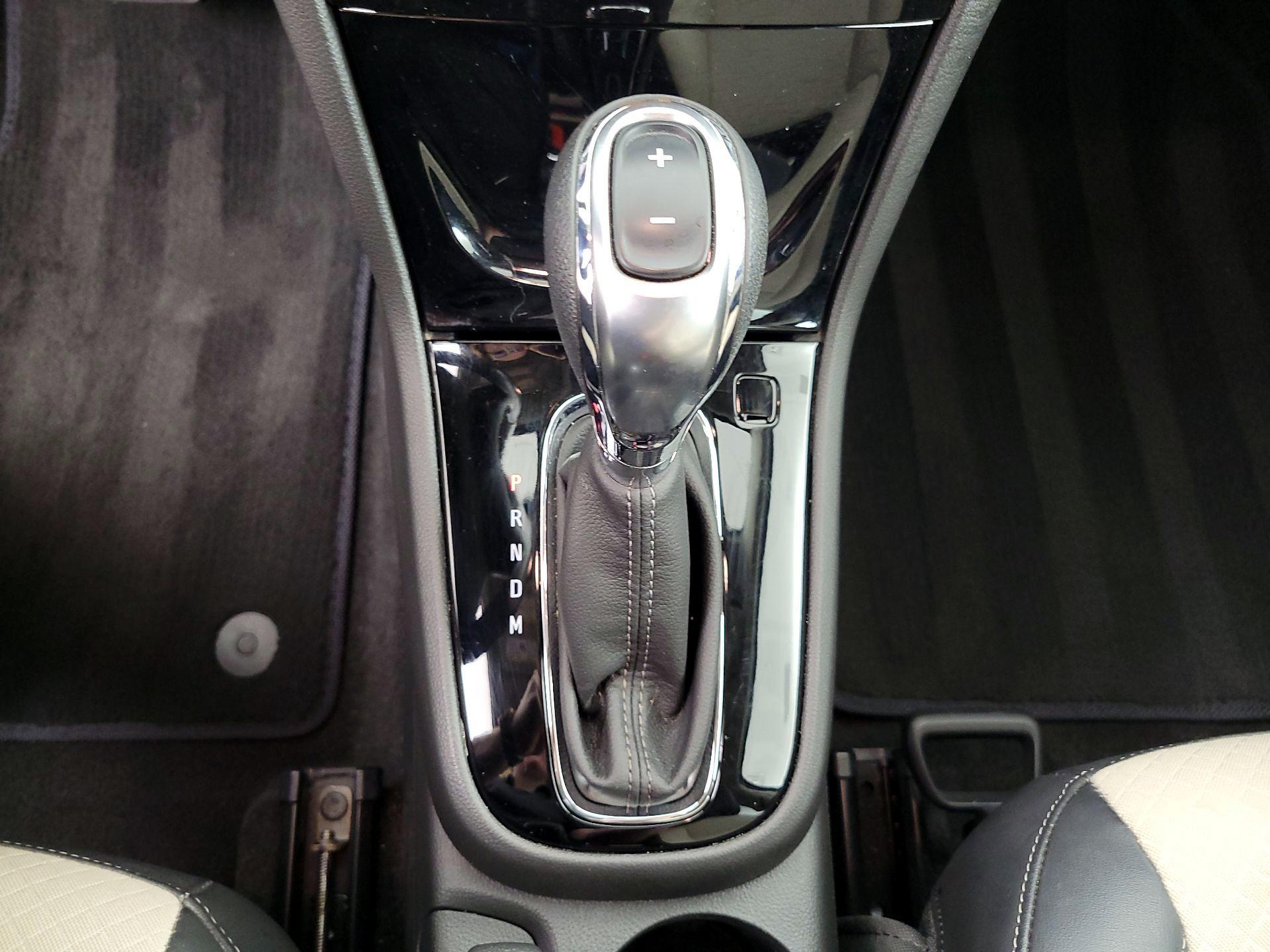 Thumbnail: 2020 Buick Encore - 17