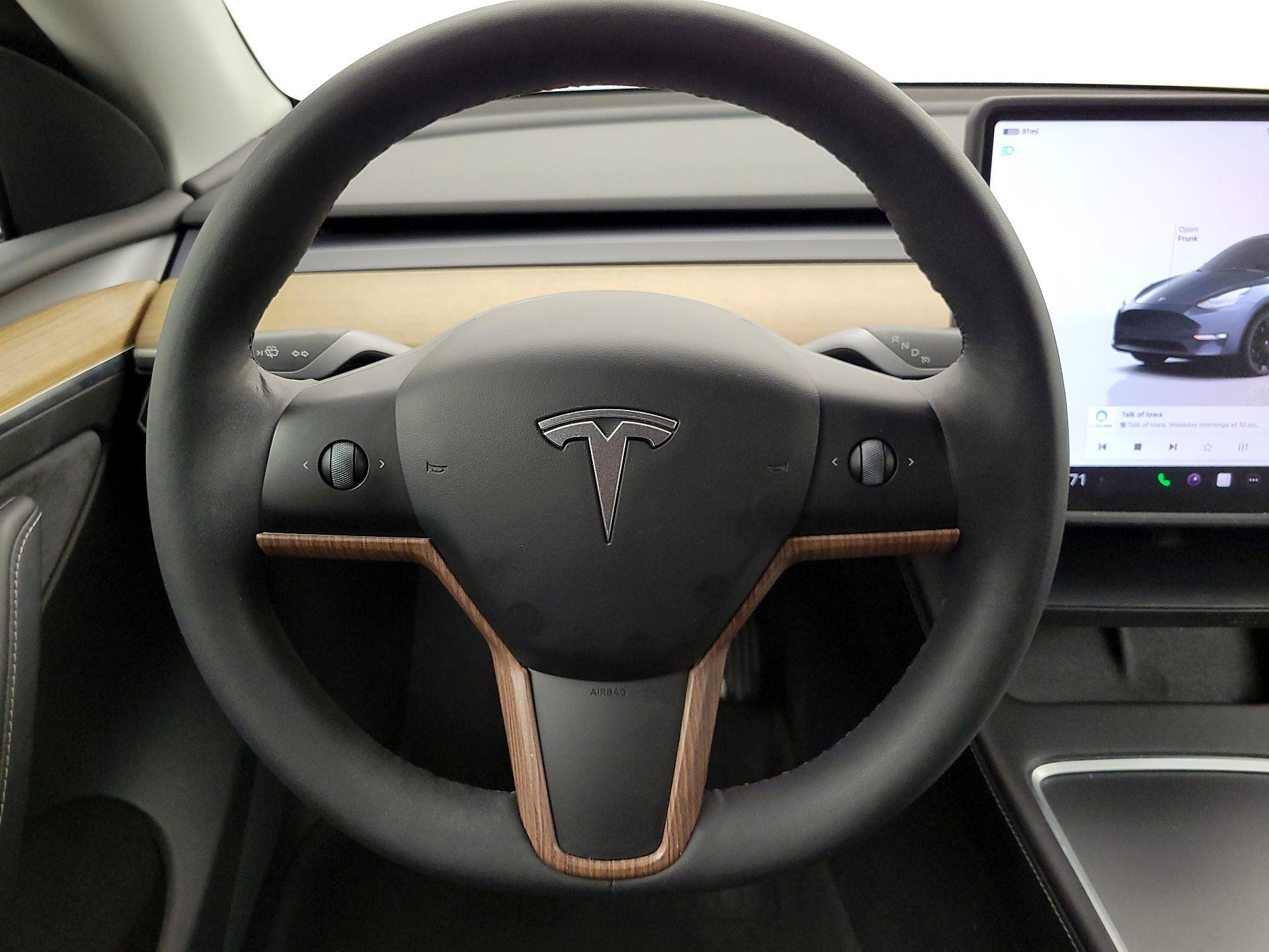Thumbnail: 2022 Tesla Model Y - 10