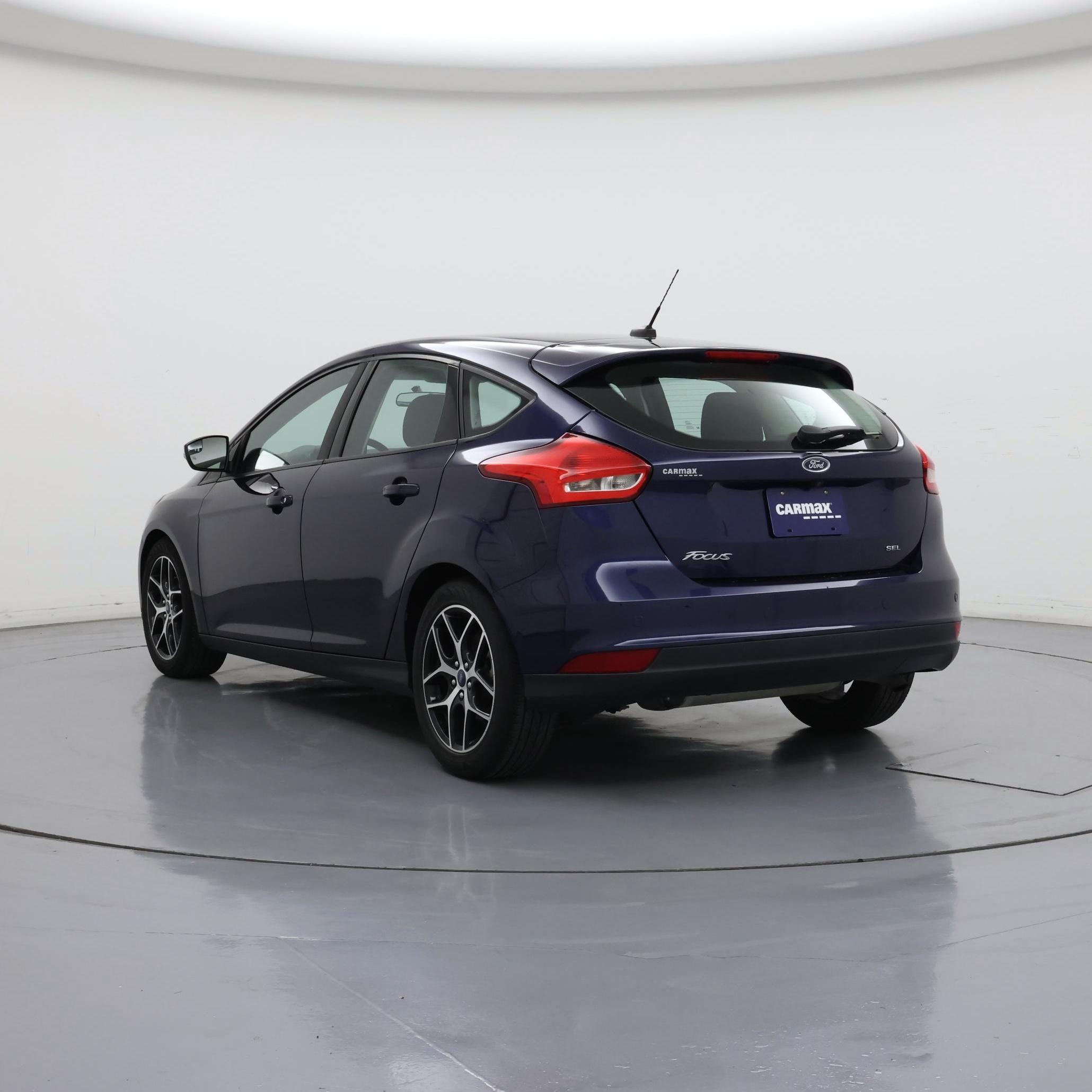 Thumbnail: 2017 Ford Focus - 2